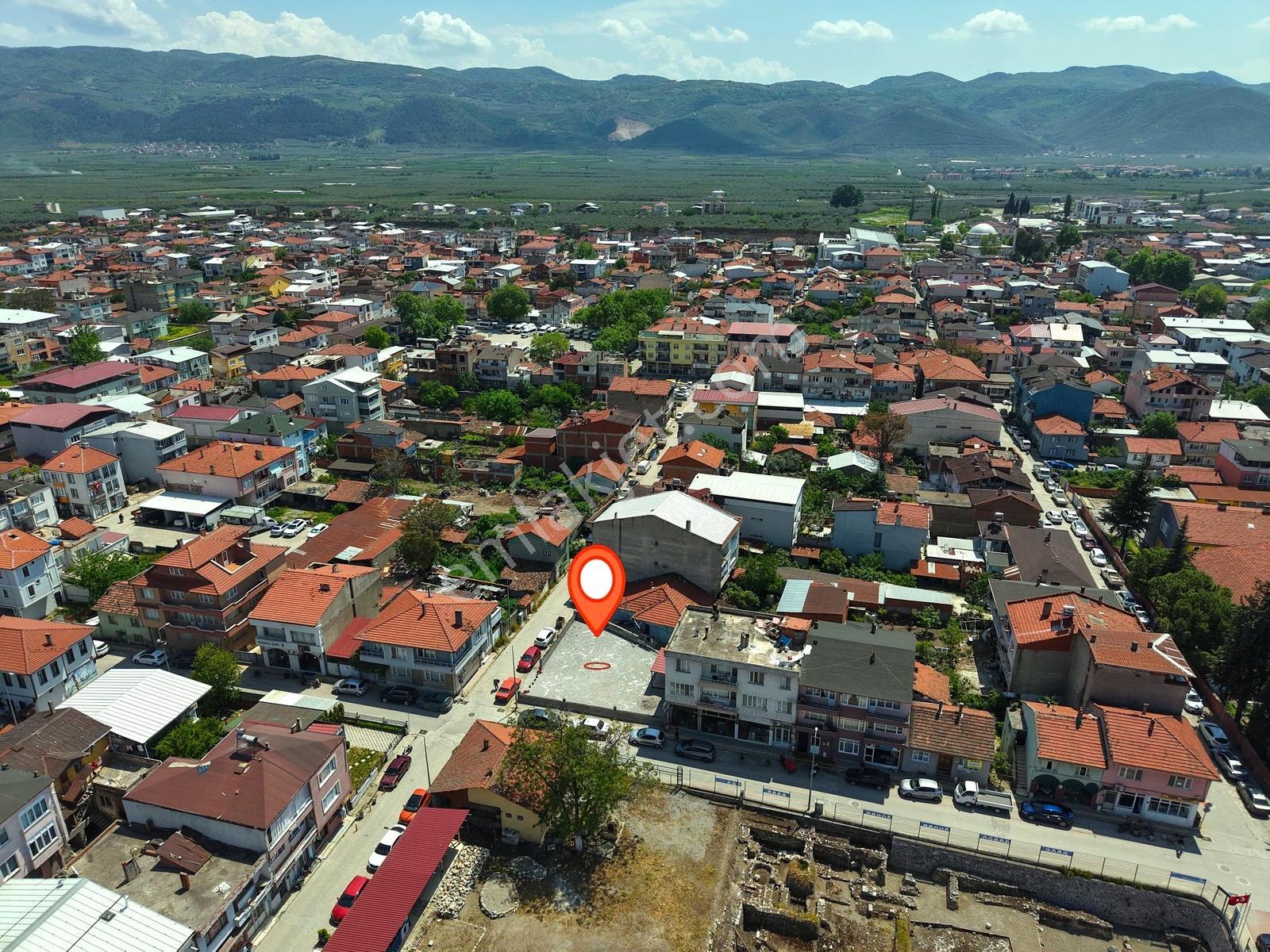 İznik Merkezinde Satılık İmarlı Arsa / Yatırımlık Alan - Görsel 17