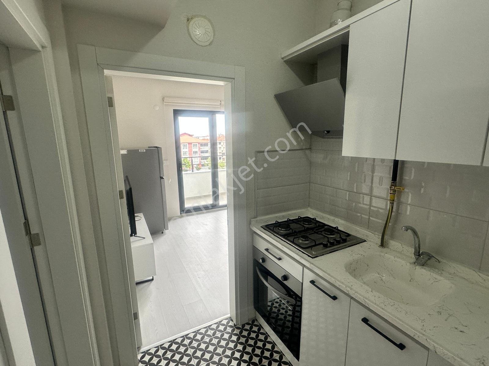 Mir'den Gop'da Fahri Kiraz Arkası 1+1 Kiralık Eşyalı Daire - Görsel 4