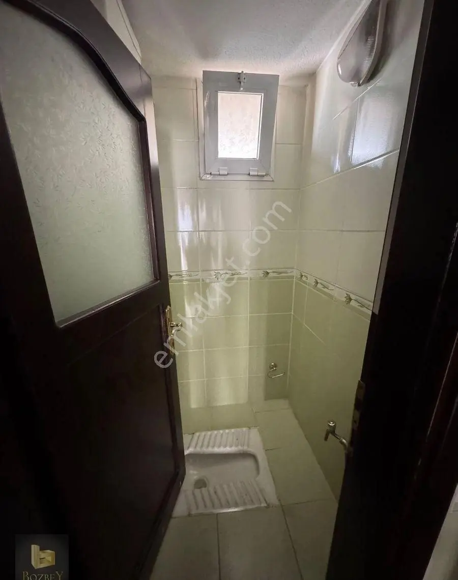 Buca Yeşilbağlar Mah. 3+1 196 M2 Kapalı Muftak Doğalgazlı Kiralık Daire