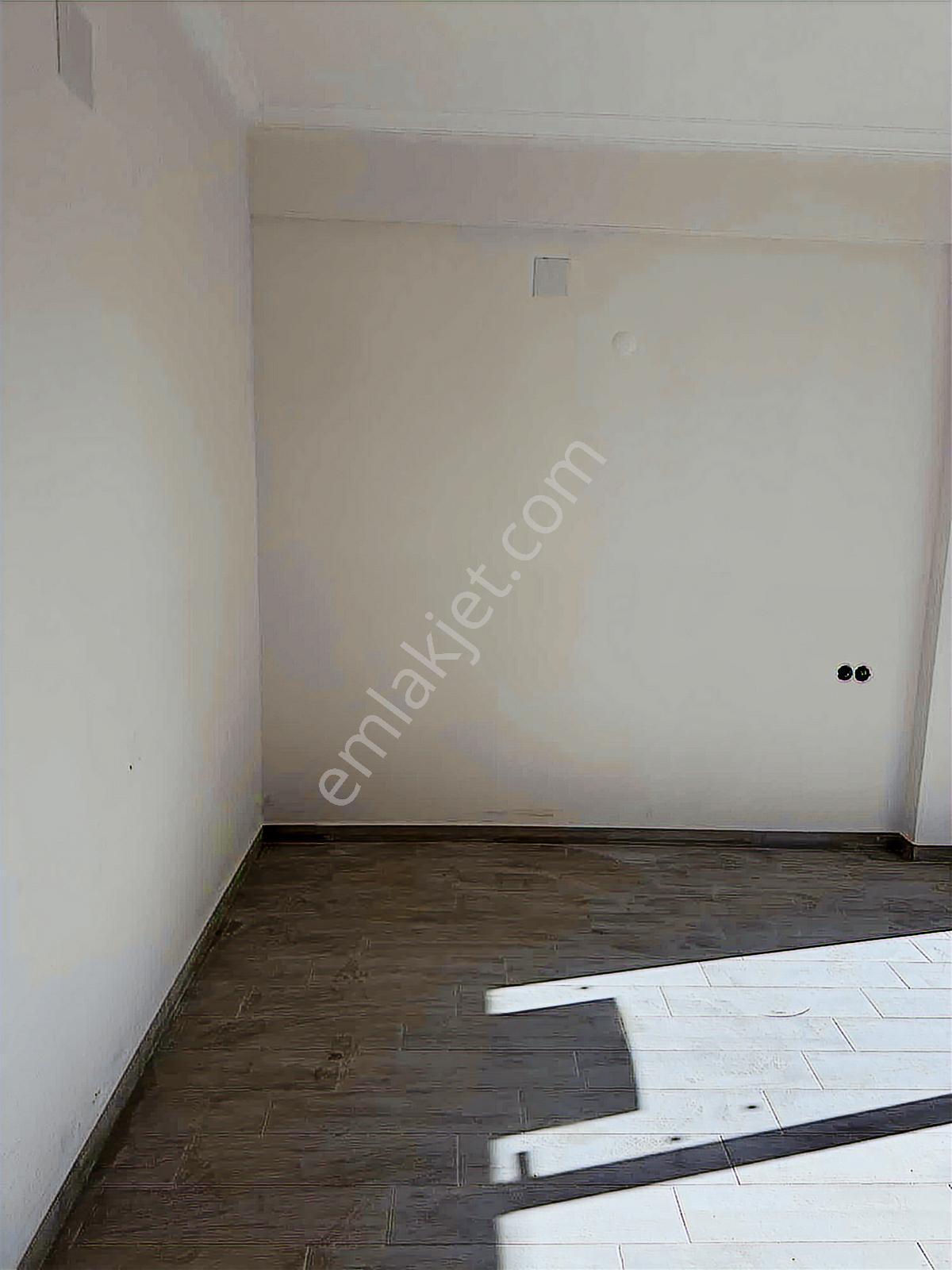 Ortaca Merkezde Satılık 1+1 | Havuzlu Site | Zemin Kat | Sıfır - Görsel 14