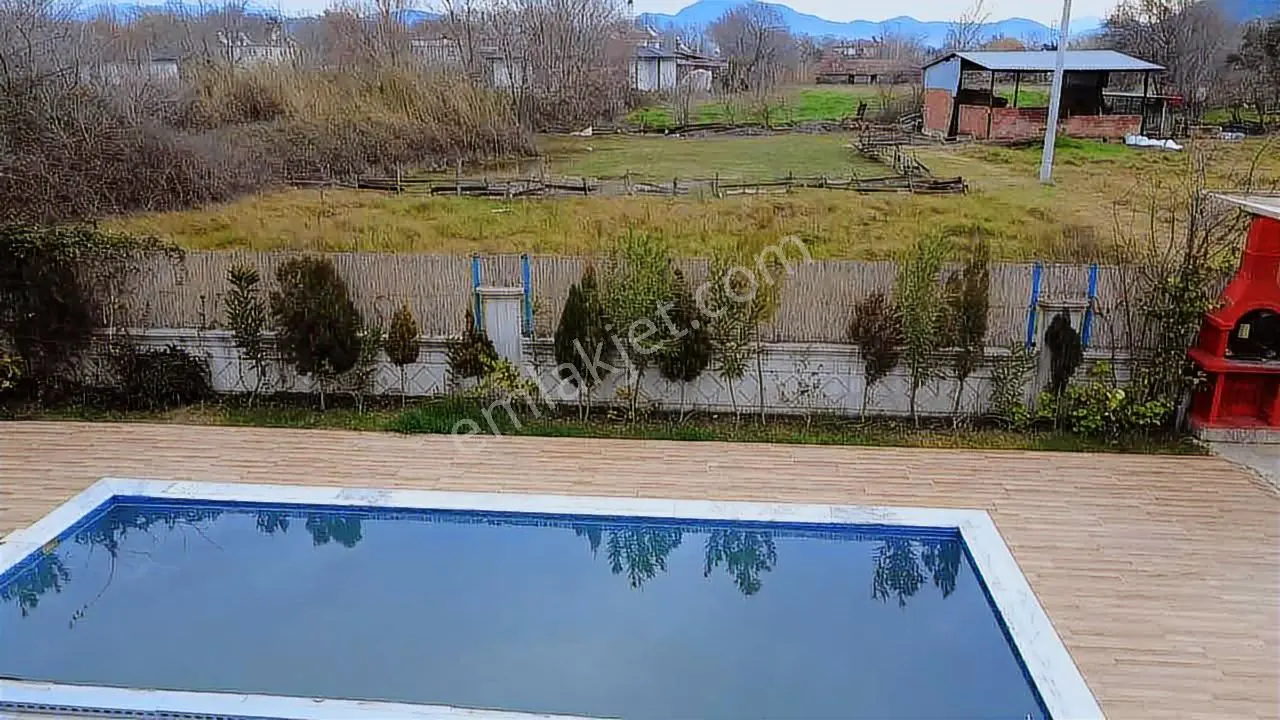 Ortaca Güzelyurtta Havuzlu 4+1 Kiralık Lüks Villa - Görsel 4