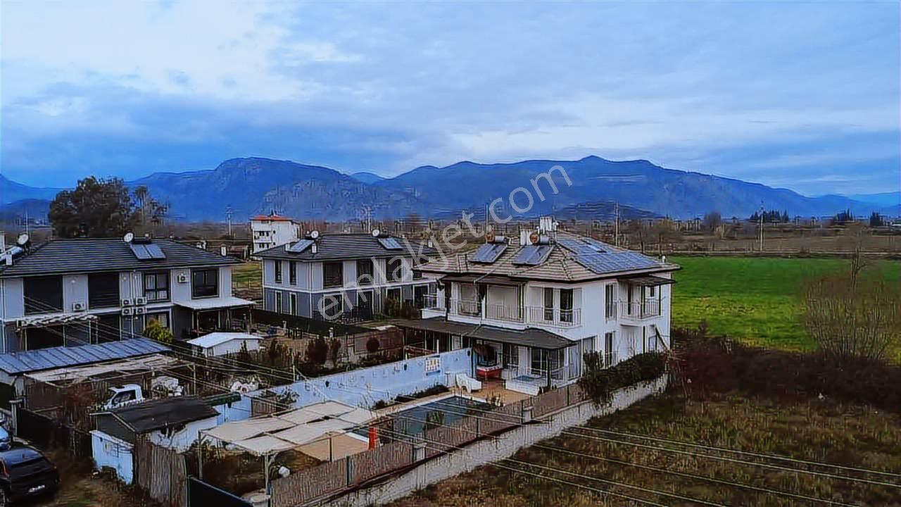 Ortaca Güzelyurtta Havuzlu 4+1 Kiralık Lüks Villa - Görsel 35