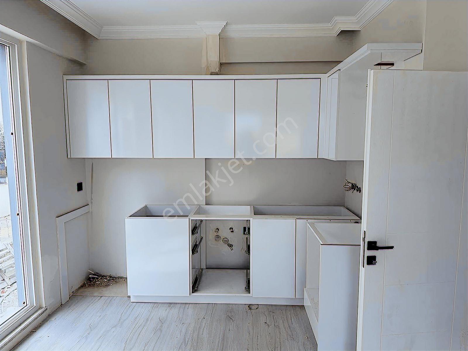 Ortaca Cumhuriyette 1+1 Geniş Balkonlu Yüksek Giriş - Görsel 10