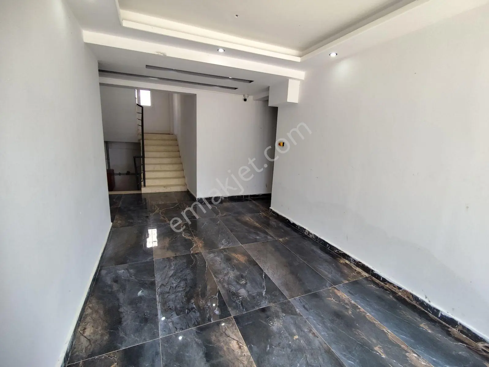 Gültepe Gelincik Caddesi 1+1 Eşyasız Kiralık Daire - Görsel 11