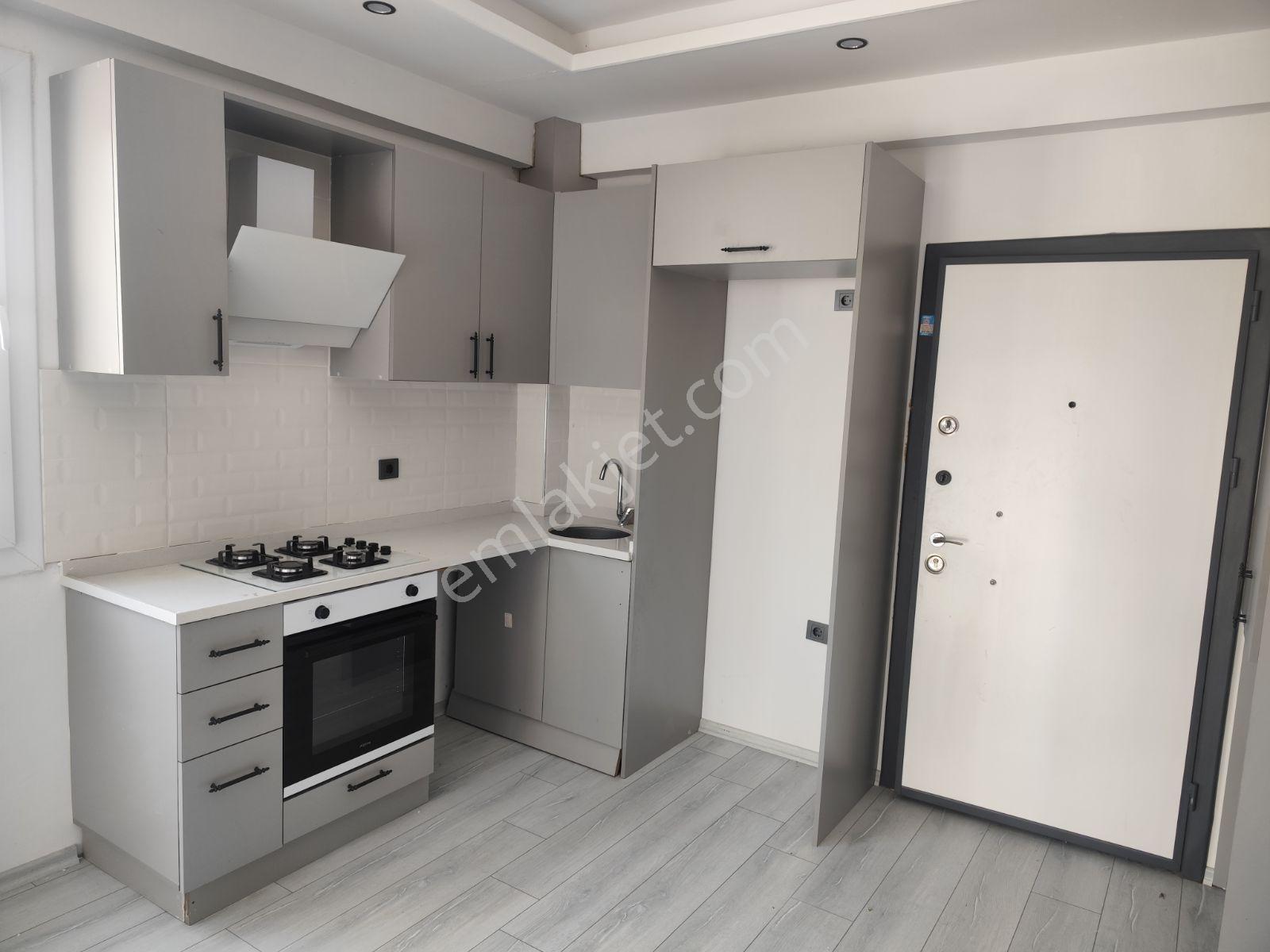 Gültepe Gelincik Caddesi 1+1 Eşyasız Kiralık Daire
