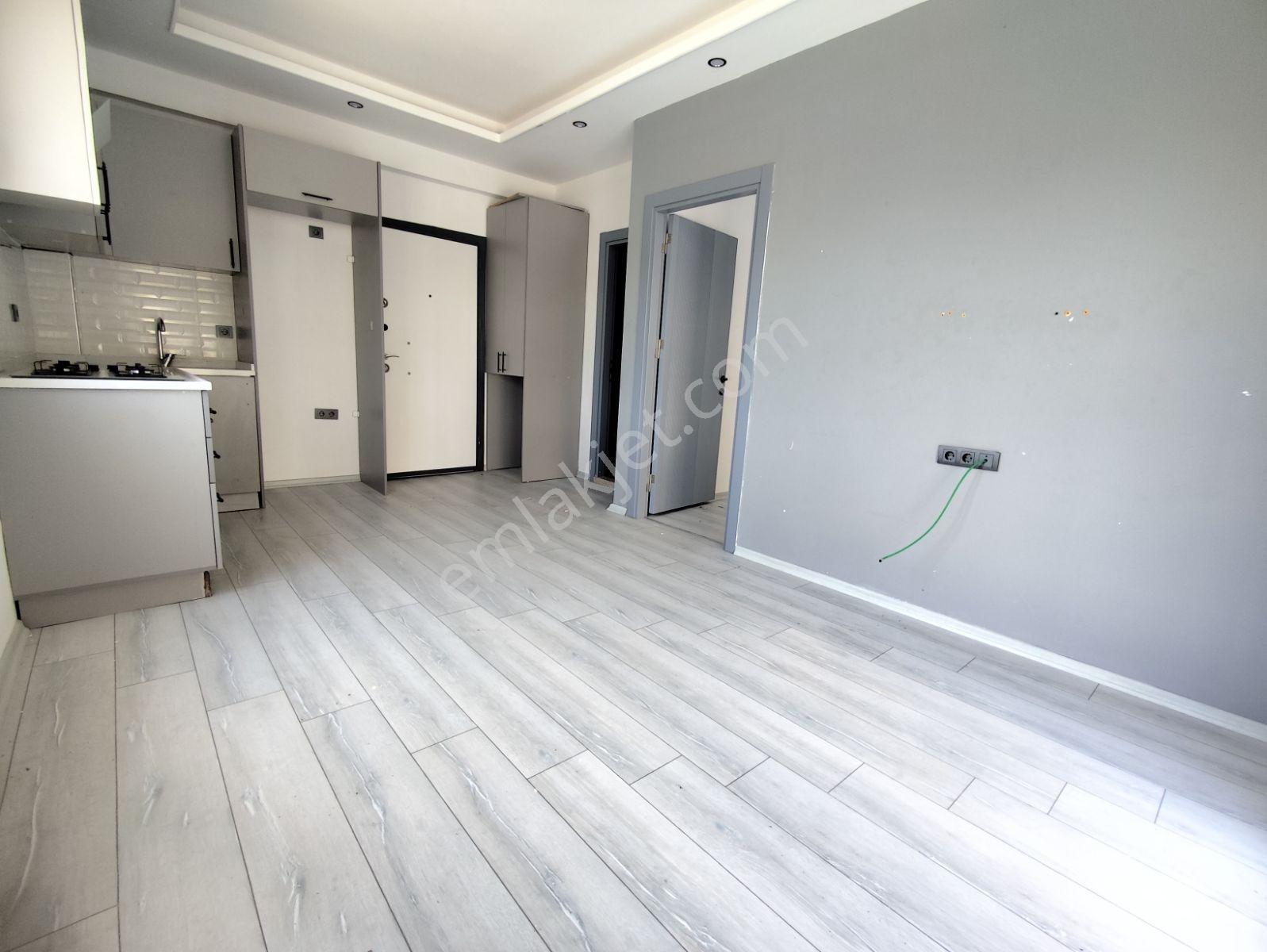Gültepe Gelincik Caddesi 1+1 Eşyasız Kiralık Daire - Görsel 3