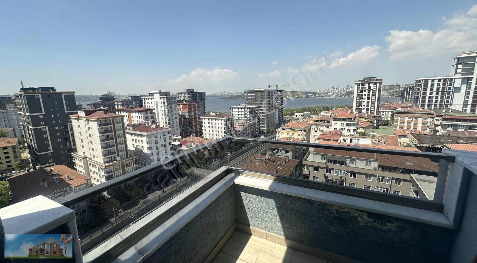 Barış'tan Göl Manzaralı Marmaray Metrobüse Yakın Otoparklı - Görsel 9