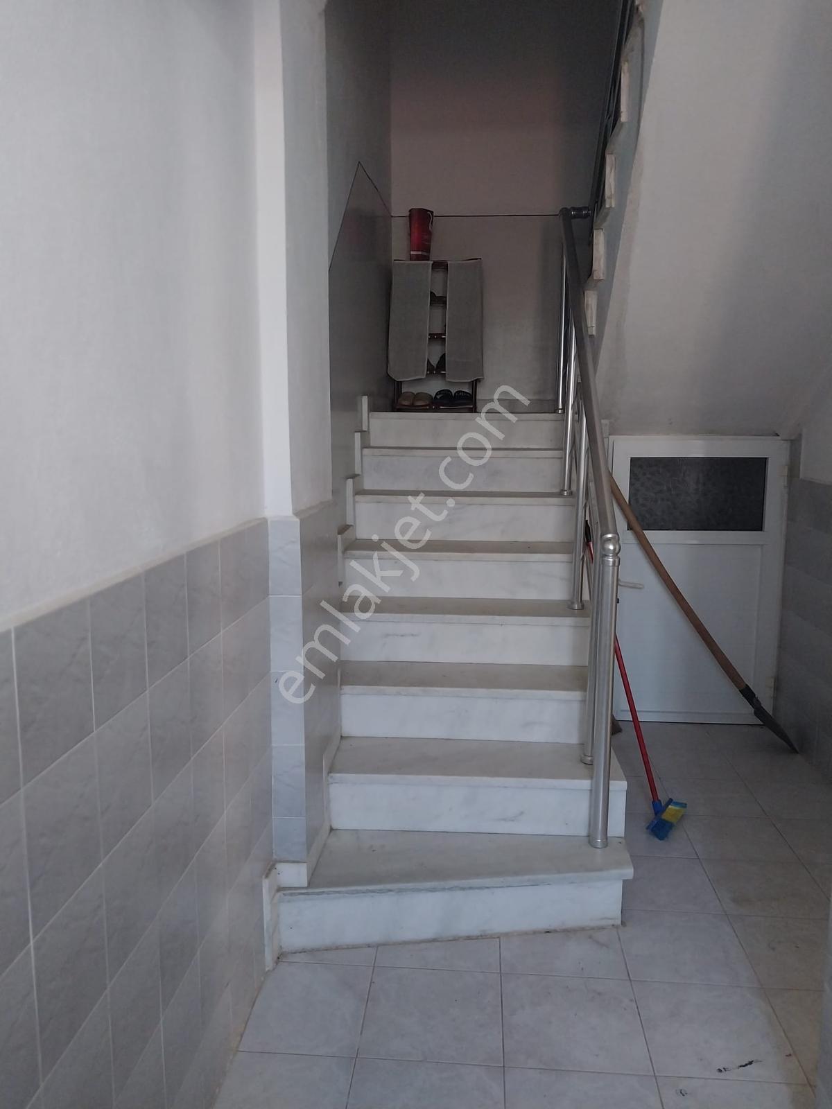 Acil Gemlik Gençalide Harika Konumda 4 Katlı Müstakil Bina - Görsel 7