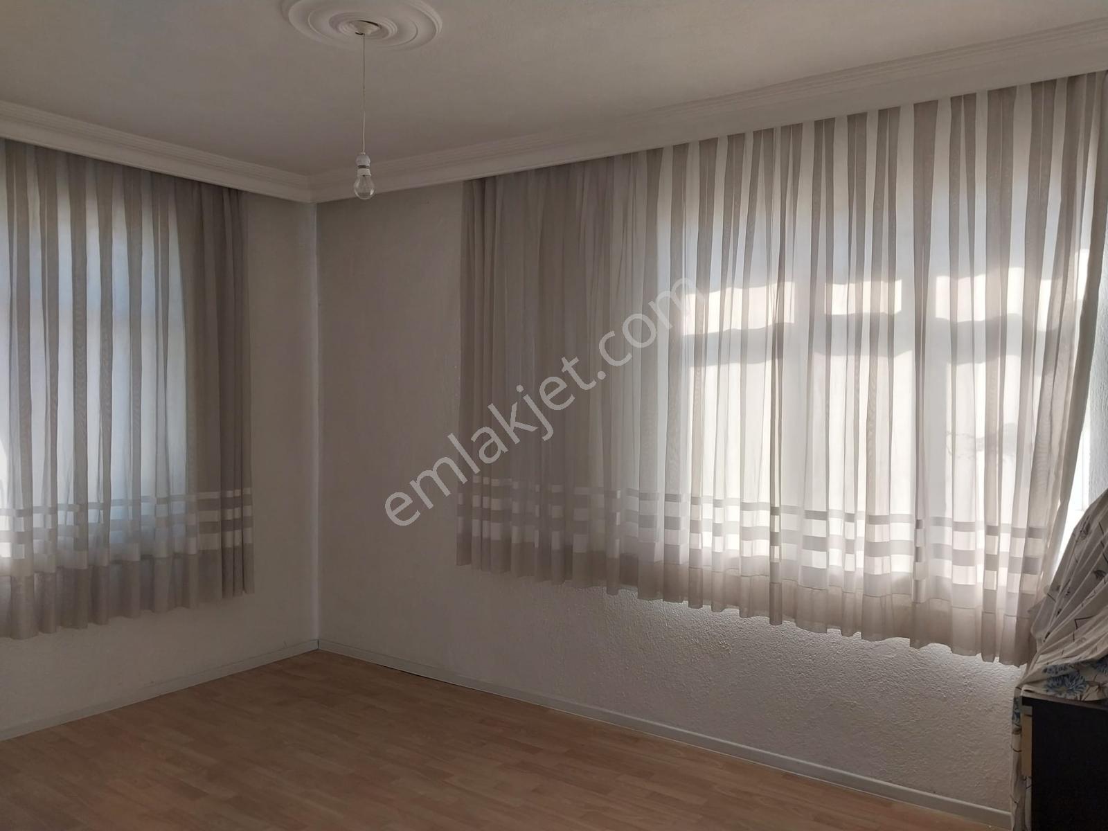 Acil Gemlik Gençalide Harika Konumda 4 Katlı Müstakil Bina - Görsel 6