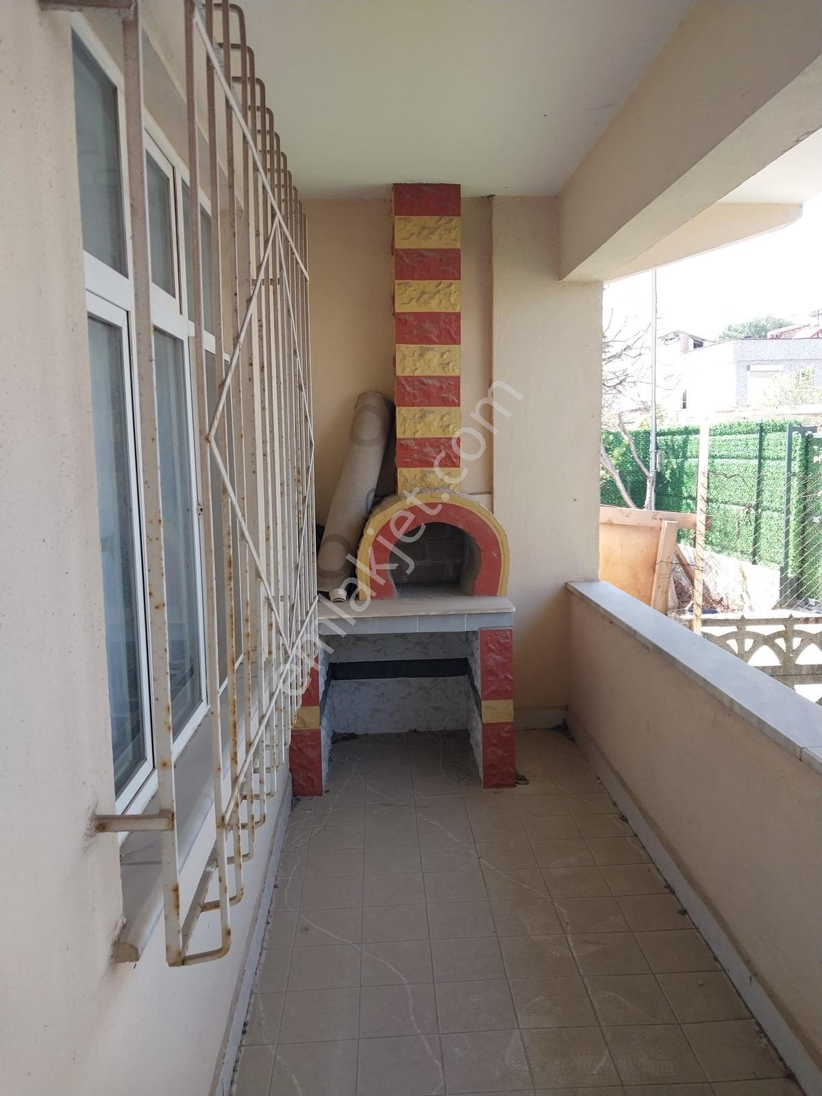 Acil Gemlik Gençalide Harika Konumda 4 Katlı Müstakil Bina - Görsel 11