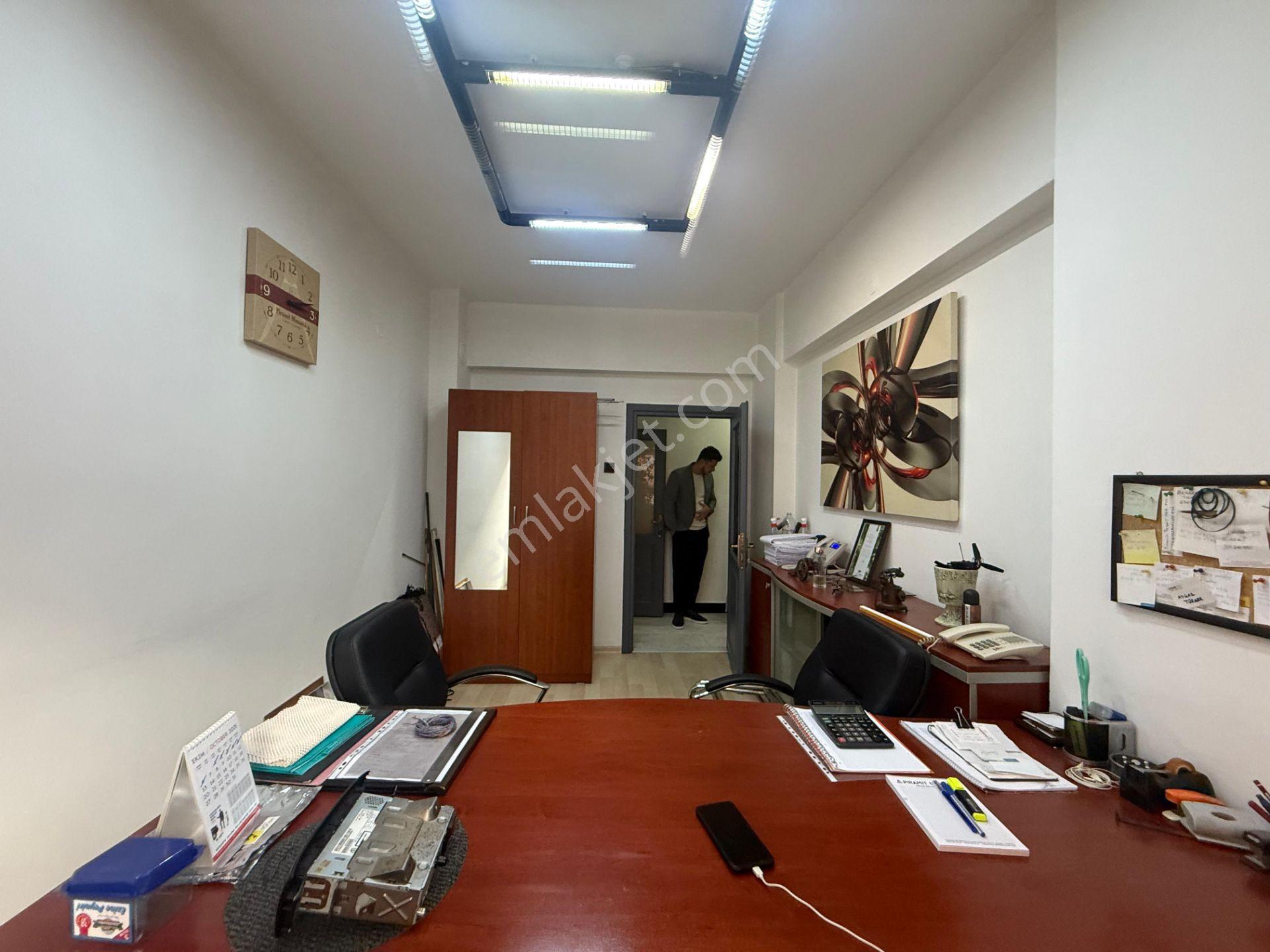 İlkadım İstiklal Caddesine Cephe 4+1 150 M2 Kiracılı Daire - Görsel 15