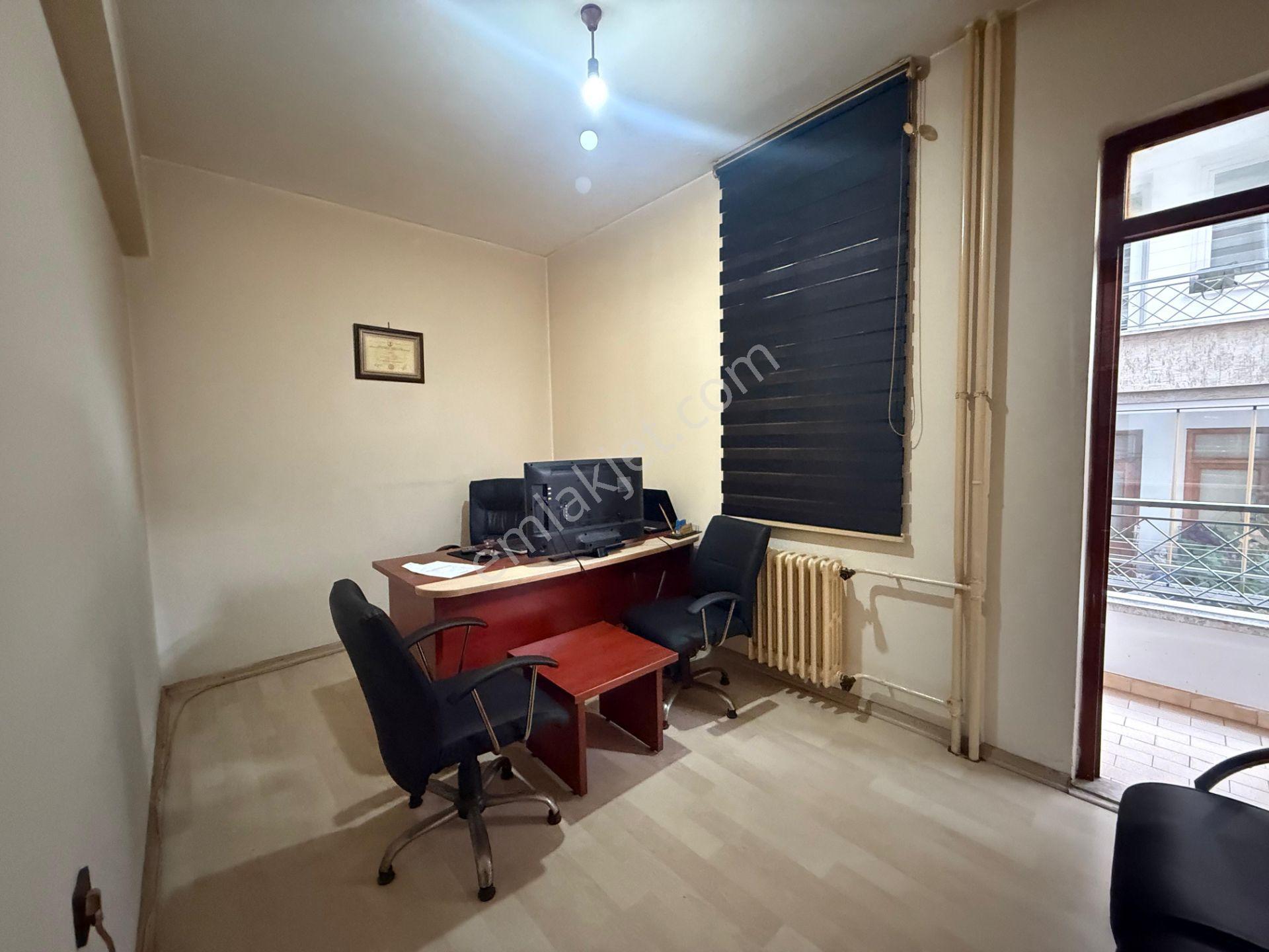 İlkadım İstiklal Caddesine Cephe 4+1 150 M2 Kiracılı Daire - Görsel 18