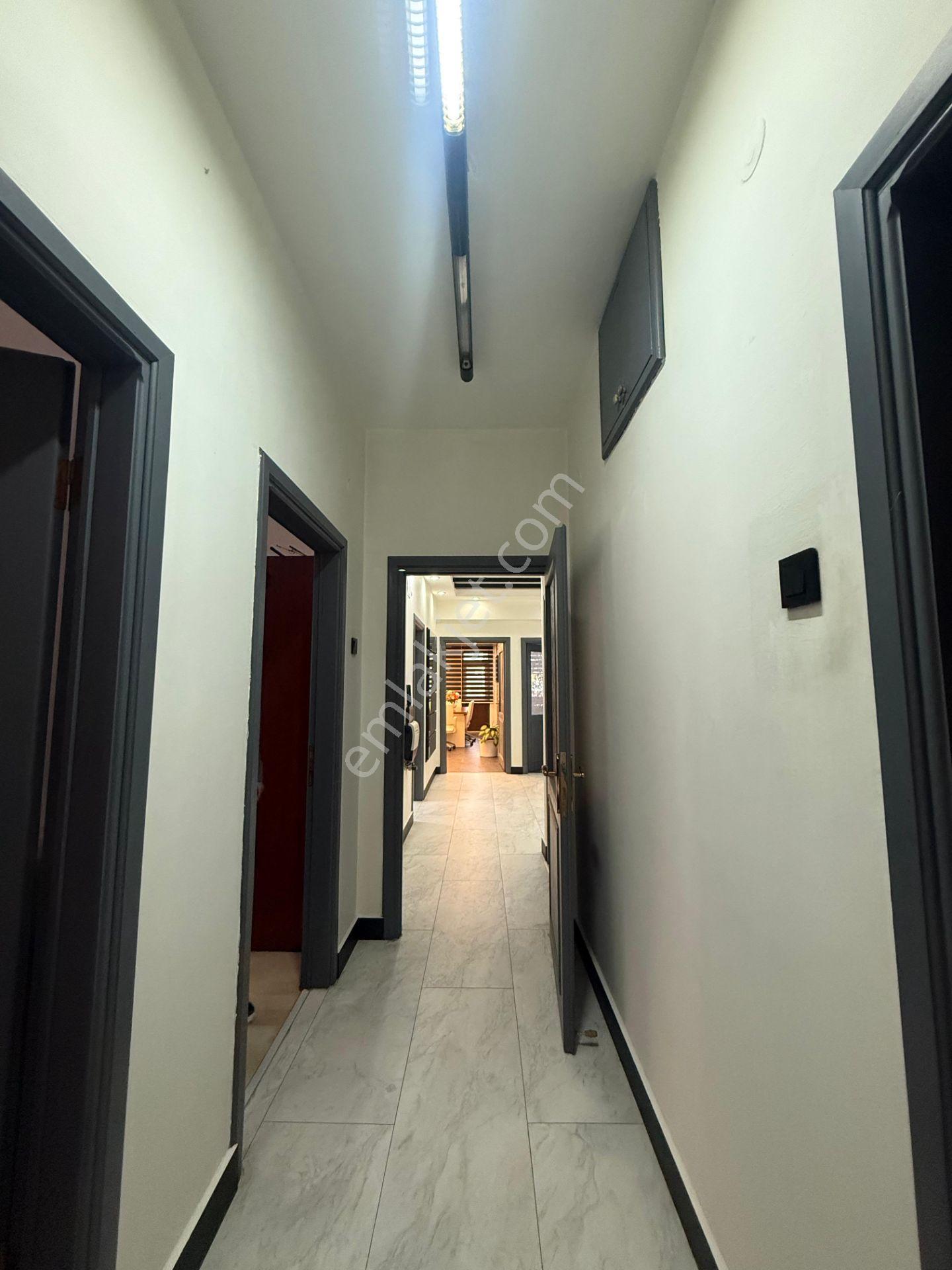 İlkadım İstiklal Caddesine Cephe 4+1 150 M2 Kiracılı Daire - Görsel 9