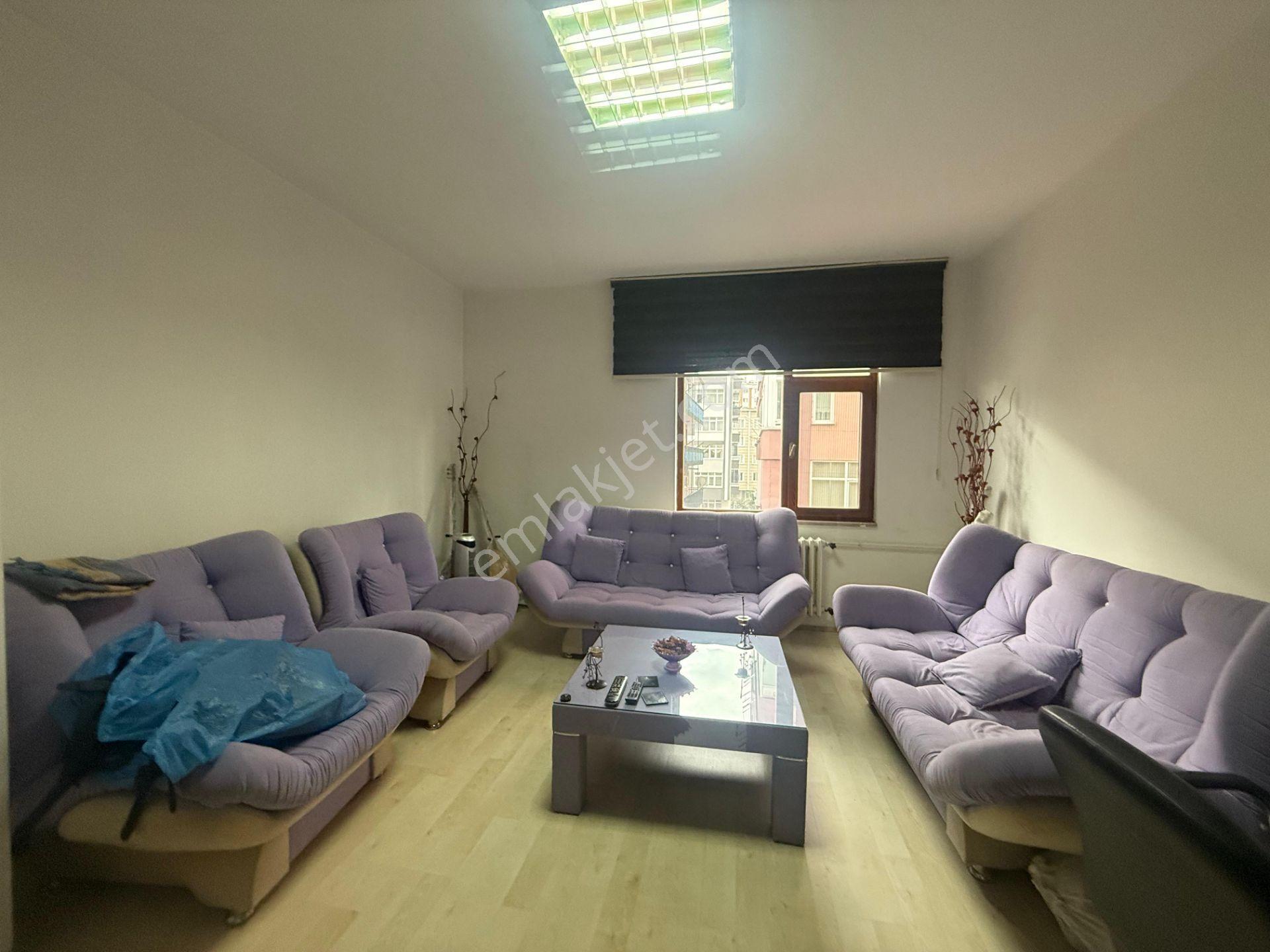 İlkadım İstiklal Caddesine Cephe 4+1 150 M2 Kiracılı Daire - Görsel 11