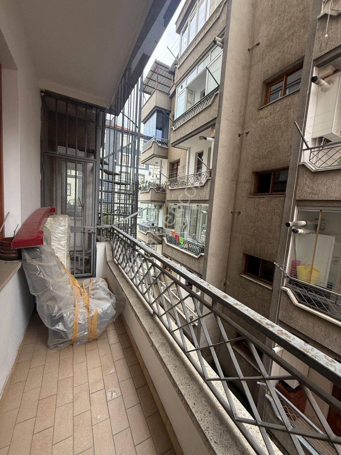 İlkadım İstiklal Caddesine Cephe 4+1 150 M2 Kiracılı Daire - Görsel 22