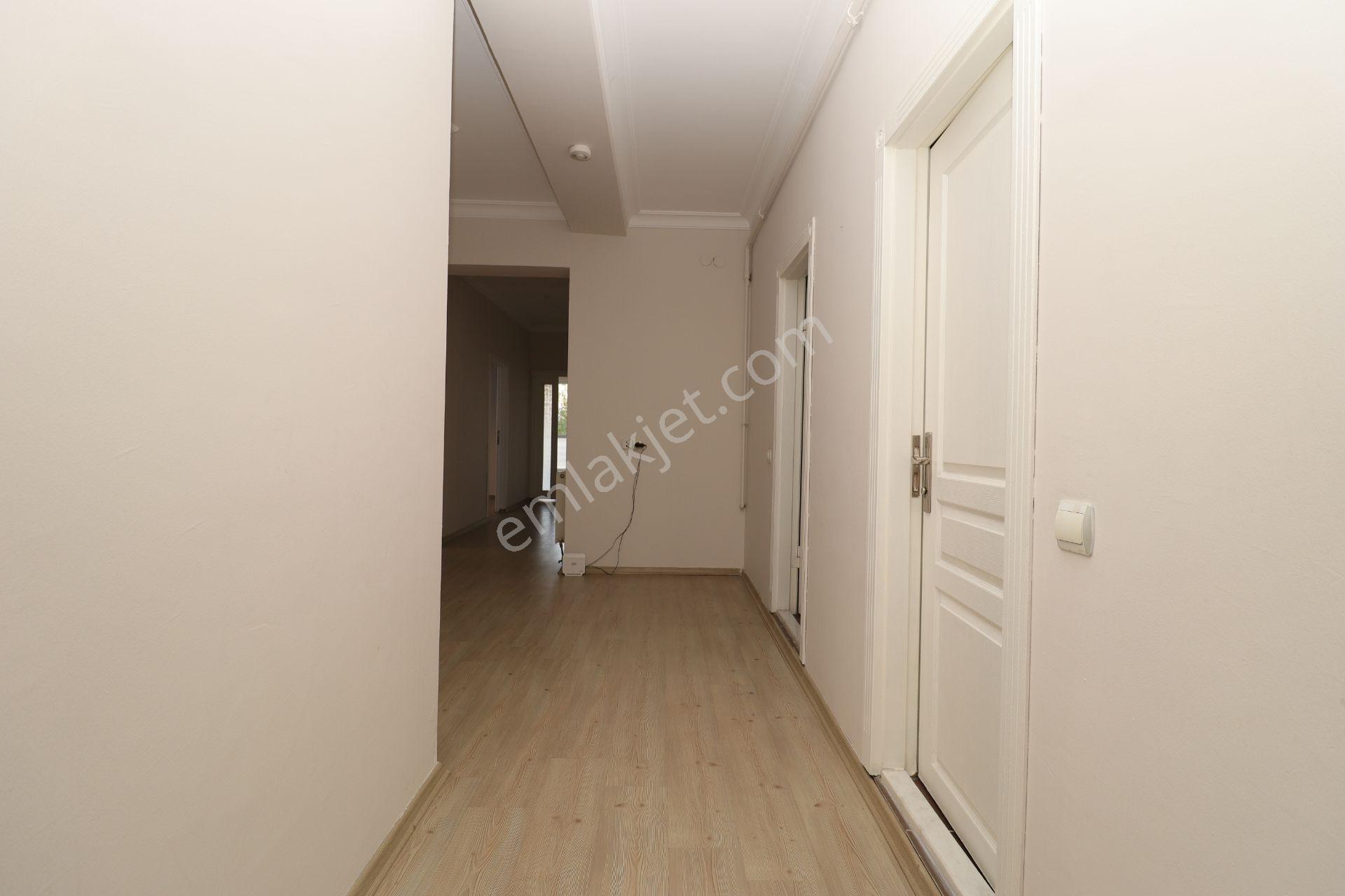 Selçuklu'da Ahi Mesut Bulvar Üzeri 4+1 Asansörlü Kiralık Daire - Görsel 20