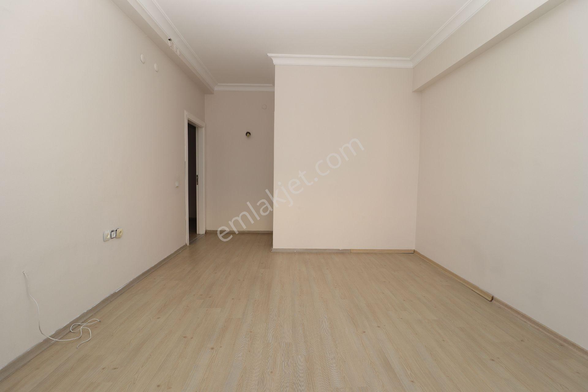 Selçuklu'da Ahi Mesut Bulvar Üzeri 4+1 Asansörlü Kiralık Daire - Görsel 24