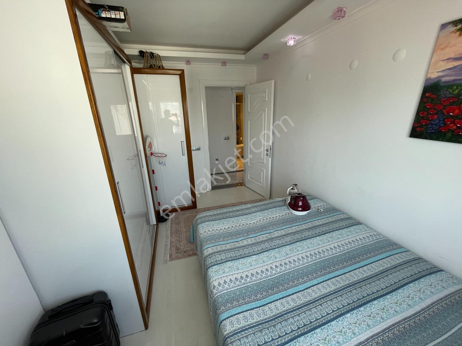 Bornova Erzene Mahallesinde Bakımlı 4+1 Satılık Daire - Görsel 30
