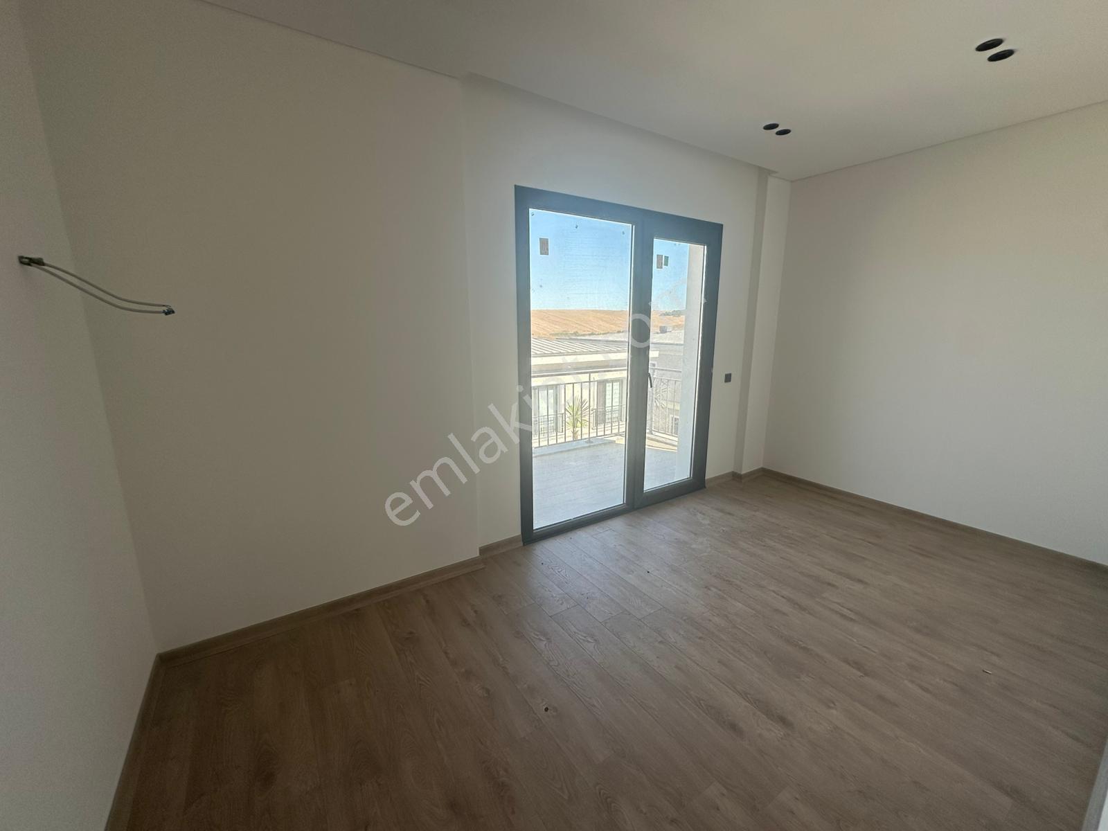 Bahçeşehir Başakşehir Oturuma Hazır Müstakil Bahçeli 5+1 Villa - Görsel 8