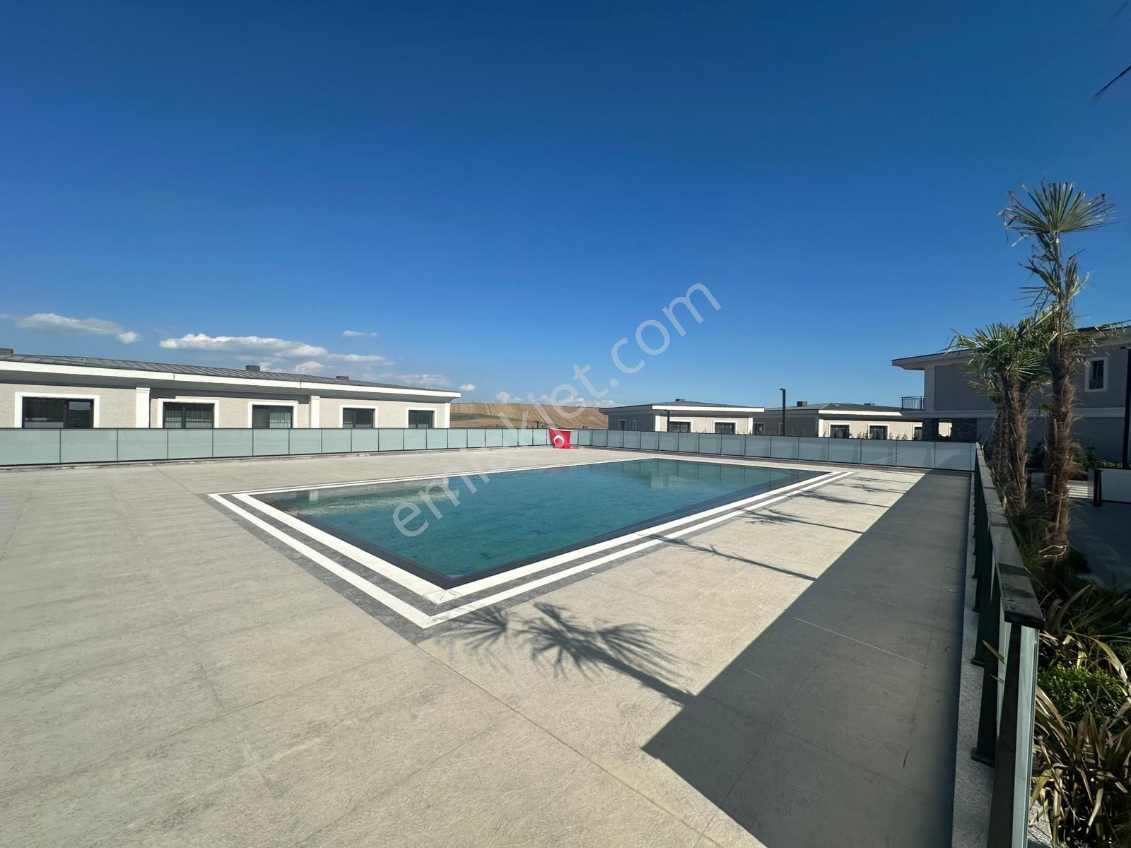Bahçeşehir Başakşehir Oturuma Hazır Müstakil Bahçeli 5+1 Villa - Görsel 29