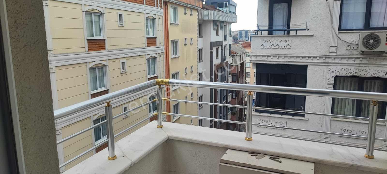 Siyavuşpaşada 2015 Yılı Yapımı Asansörlü 1.kat 85m2 2+1 - Görsel 5