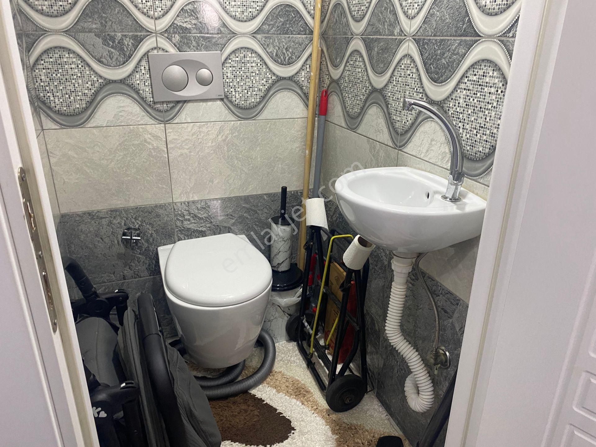 Avrupa Emlak Tan Esenler Fatih Mh 82m²2+1 Bahçe Kat,5-10 Yaş,krediye Uygun,üçyüzlü Çinçin Dere Cadde - Görsel 13