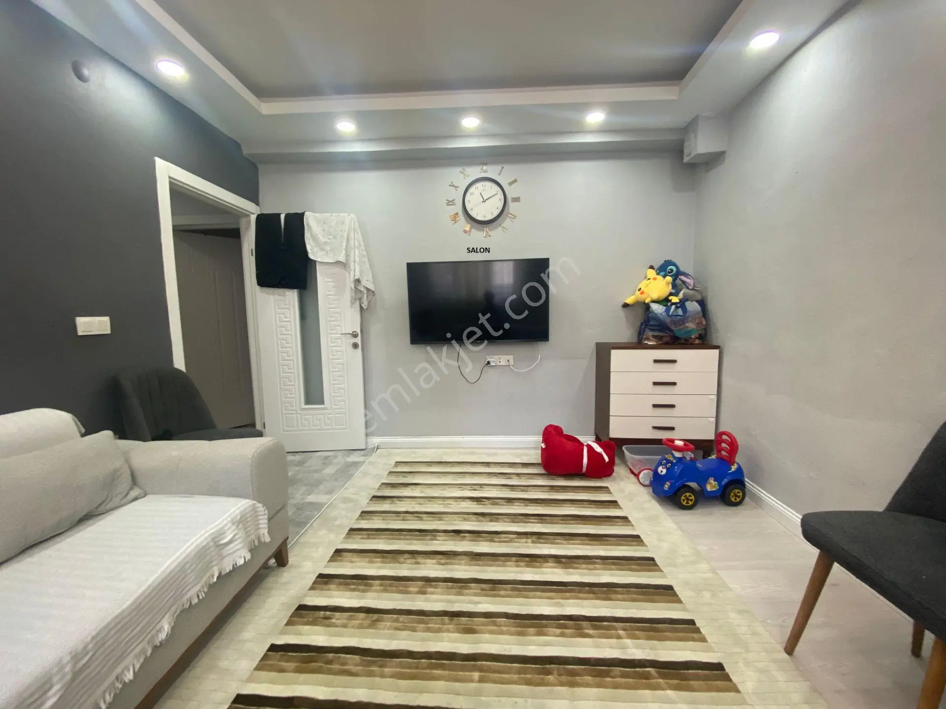 Avrupa Emlak Tan Esenler Fatih Mh 82m²2+1 Bahçe Kat,5-10 Yaş,krediye Uygun,üçyüzlü Çinçin Dere Cadde - Görsel 3