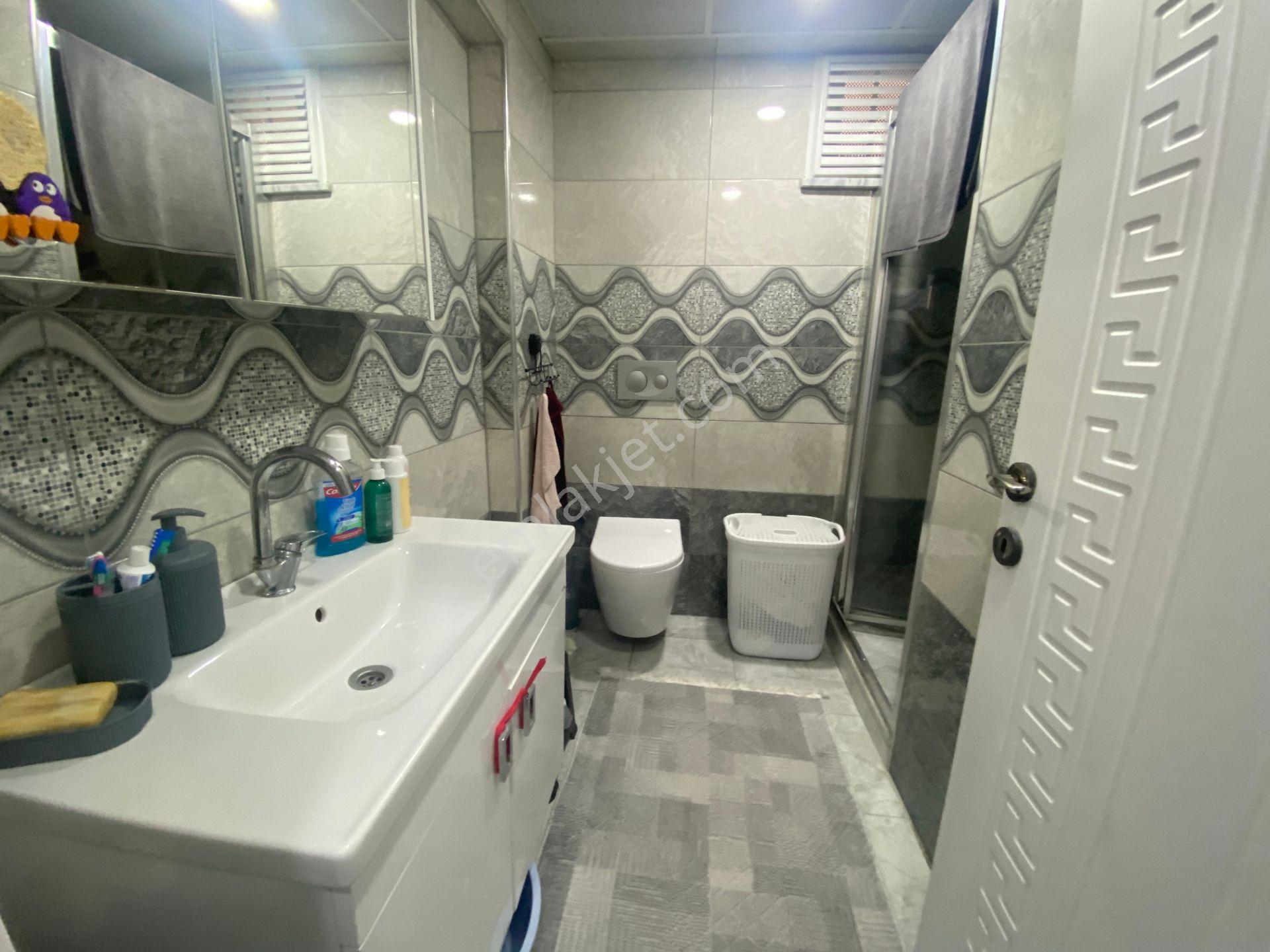 Avrupa Emlak Tan Esenler Fatih Mh 82m²2+1 Bahçe Kat,5-10 Yaş,krediye Uygun,üçyüzlü Çinçin Dere Cadde - Görsel 15