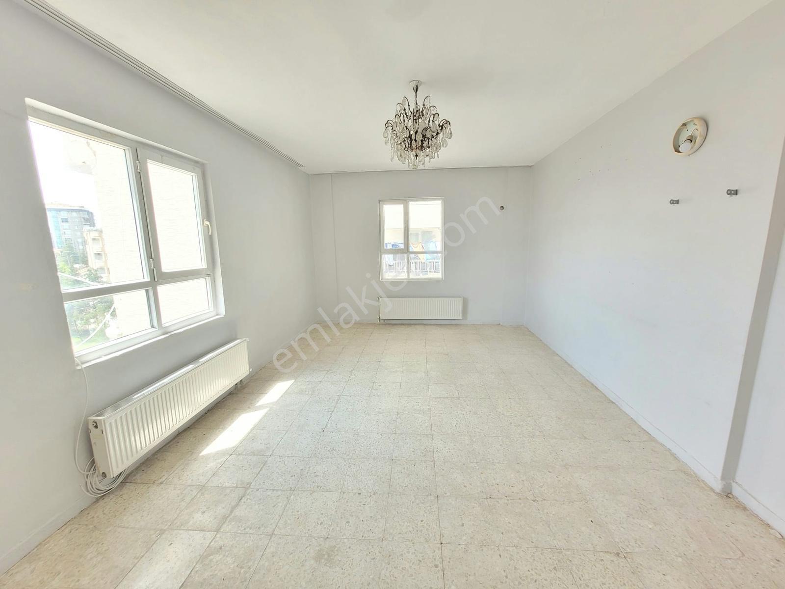Düzgün Emlak'tan Okul Yanı | Geniş Ve Ferah 150 M² Daire - Görsel 17