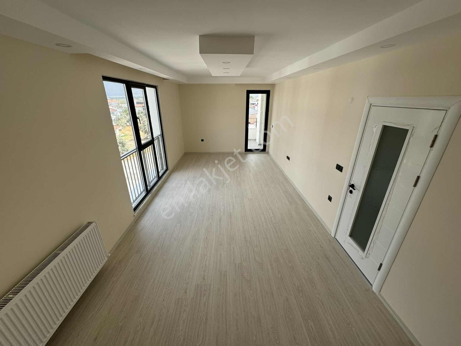 Onmax Burhaniye Merkez'de Satılık Sıfır 2+1 100 M2 Daireler - Görsel 6
