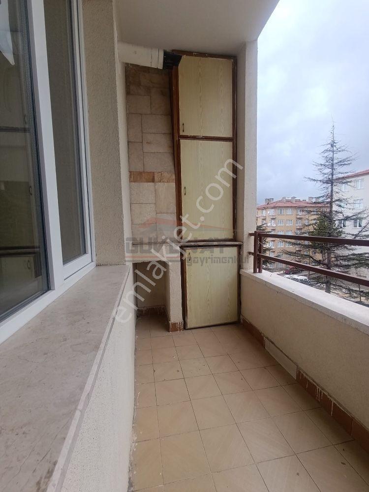 Güvenay - Çorum Bahçelievler Mah. Bahar Caddesi Üzeri 3+1 Kiralık Daire - Görsel 19