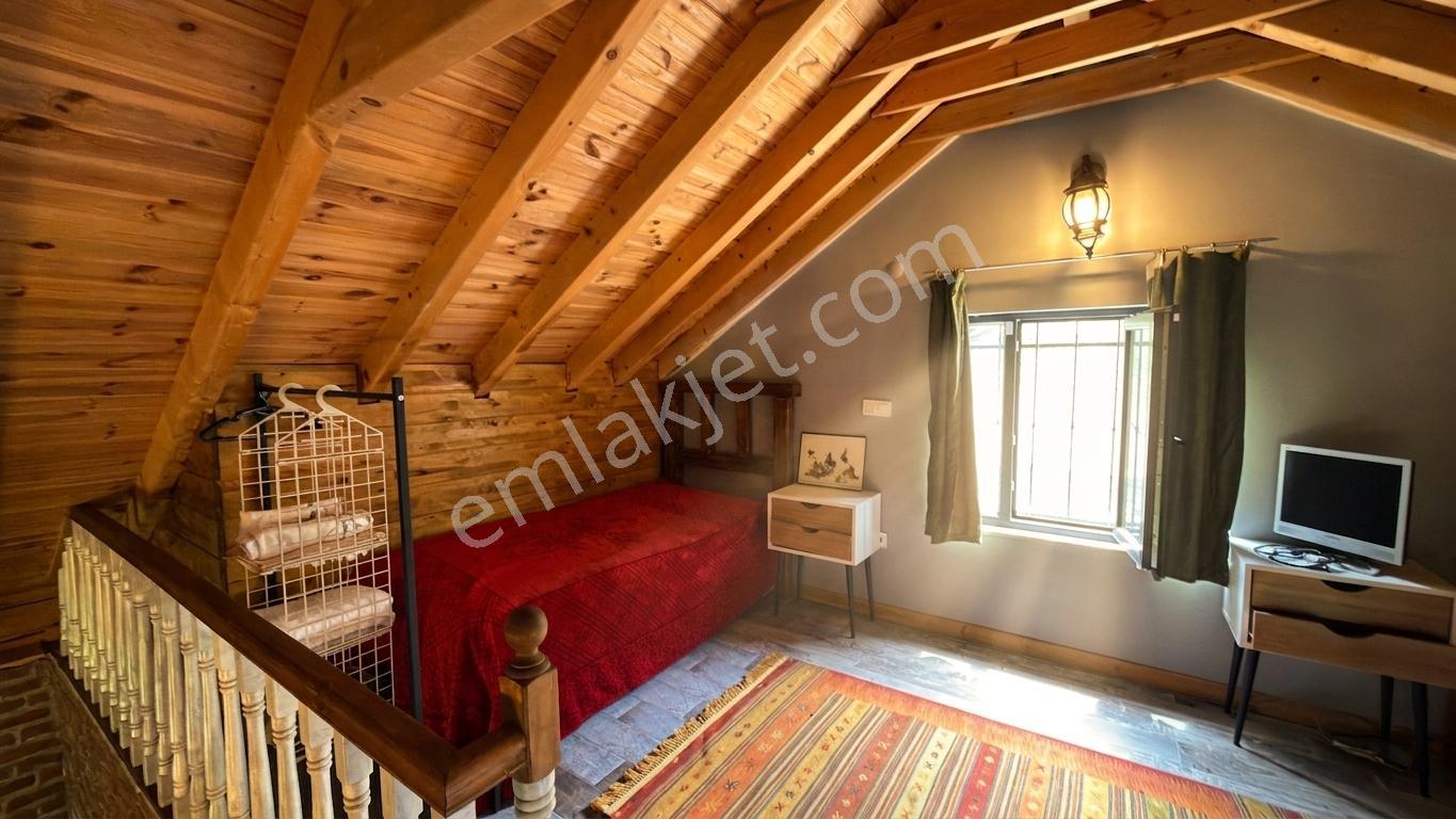 Kartepe Şevkatiye Fındıksuyu Mevkiinde Satılık Eşyalı Dağ Evi - Görsel 31