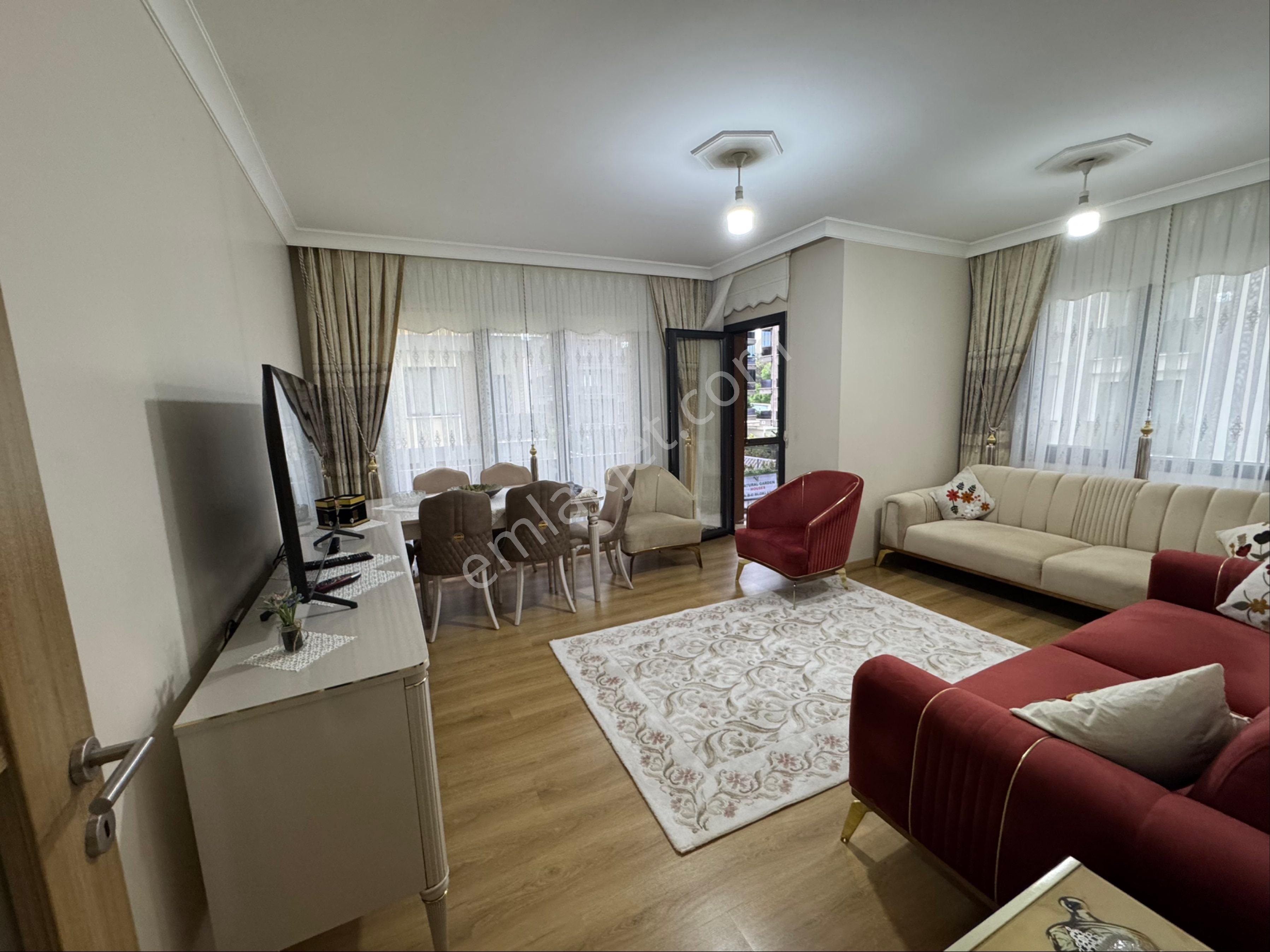 Merkezi Konumda Havuzlu Site İçerisinde Ferah 2+1 Satılık Daire