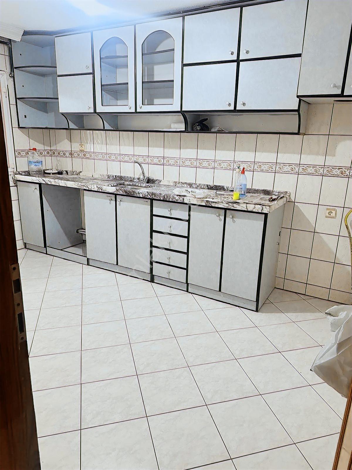 Bayraklı Osmangazi Merkezi Konum Yol Üzeri Doğalgazlı 3+1 Daire - Görsel 26