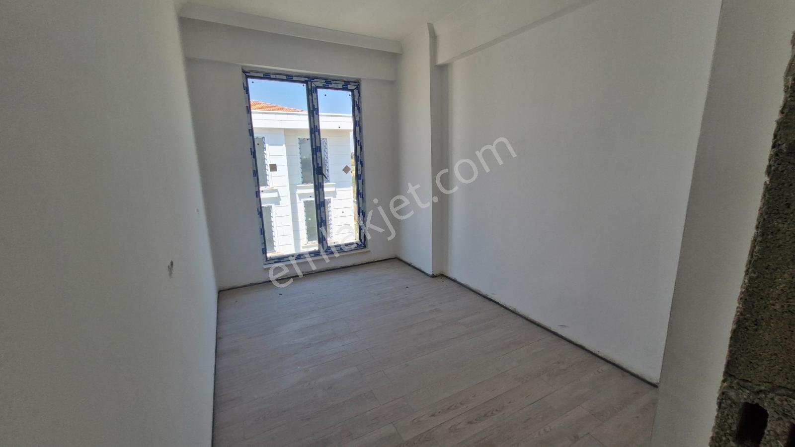 Önerlerde Göl Manzaralı Havuzlu Site İçinde Satılık 3+1 Daire - Görsel 28
