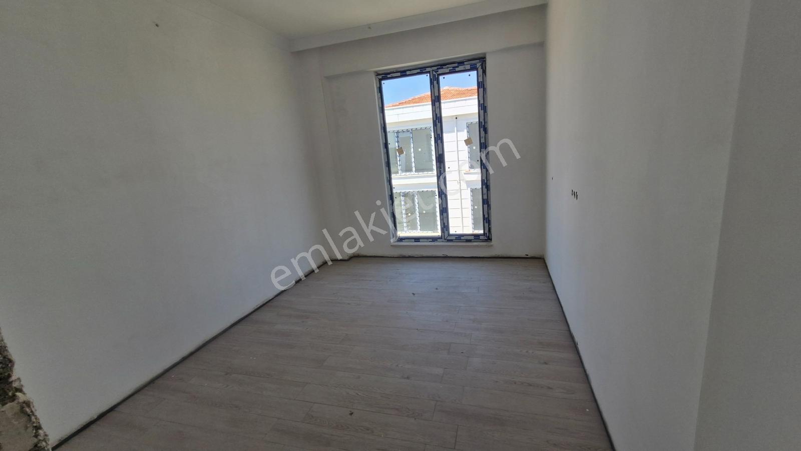 Önerlerde Göl Manzaralı Havuzlu Site İçinde Satılık 3+1 Daire - Görsel 27