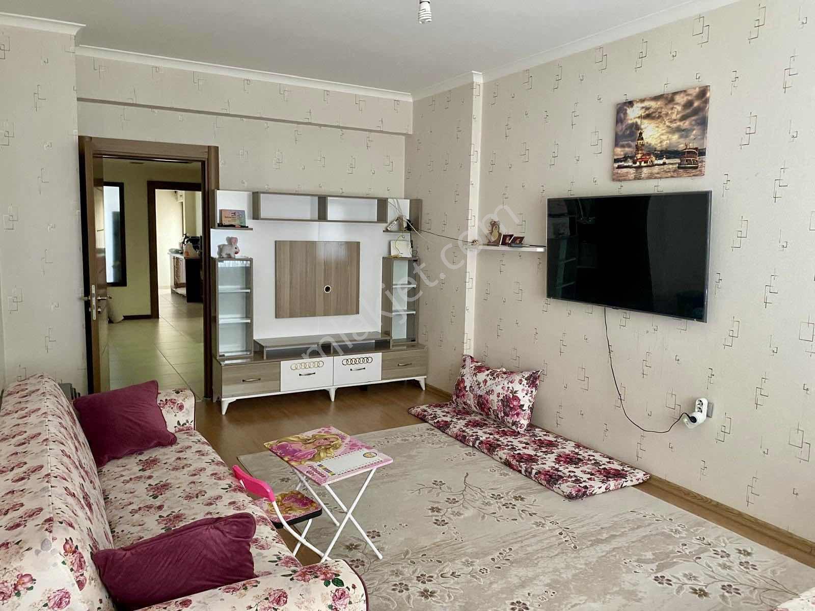 75 Cadde Dünya Kavşağı Merkezi Konumda Satılık Lüks 4+1 Daire - Görsel 8