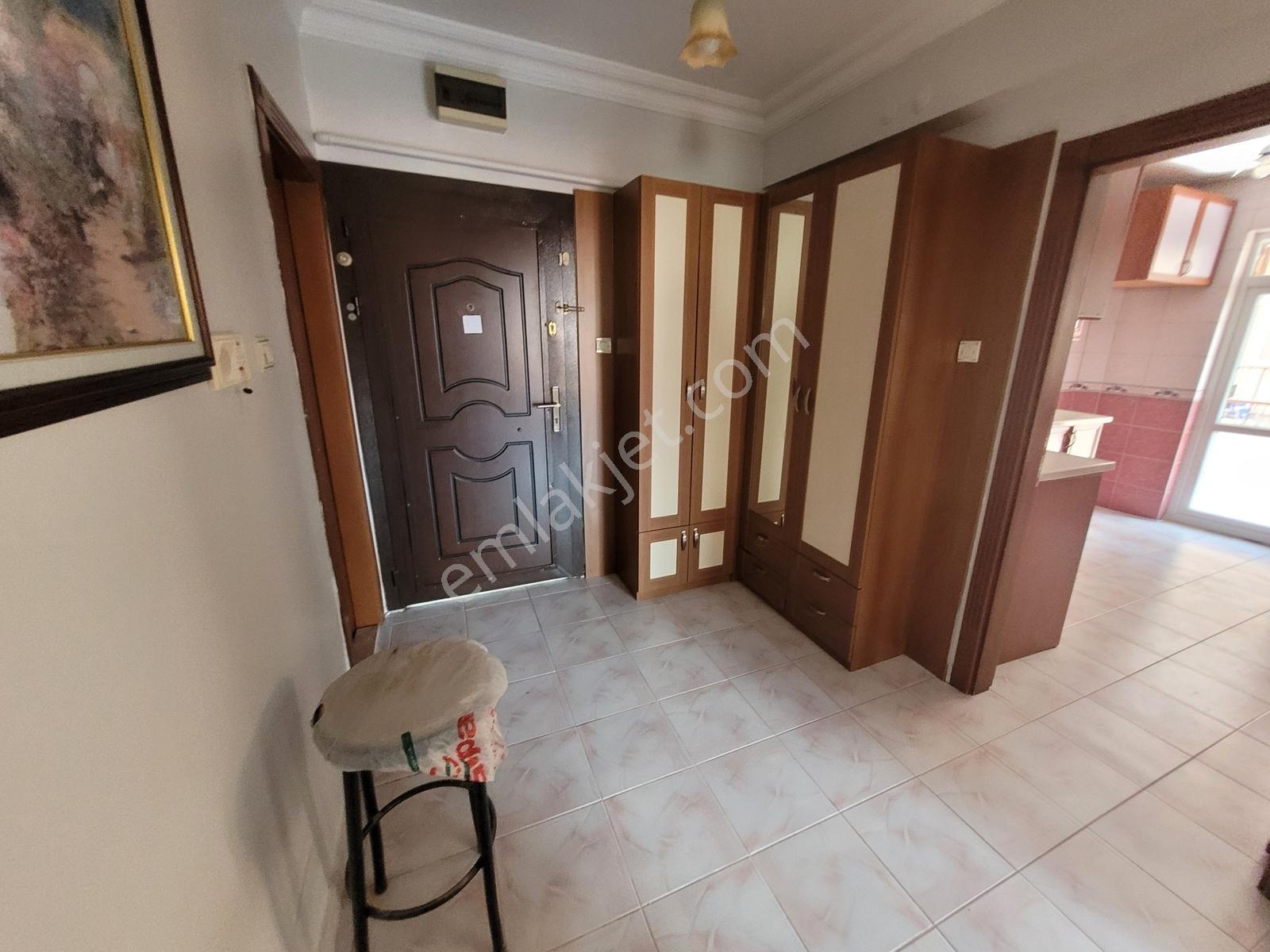 Ayvalı Sinem Sokak'ta Kat Konumunda 3 Oda 1 Salon Kiralık Daire - Görsel 12