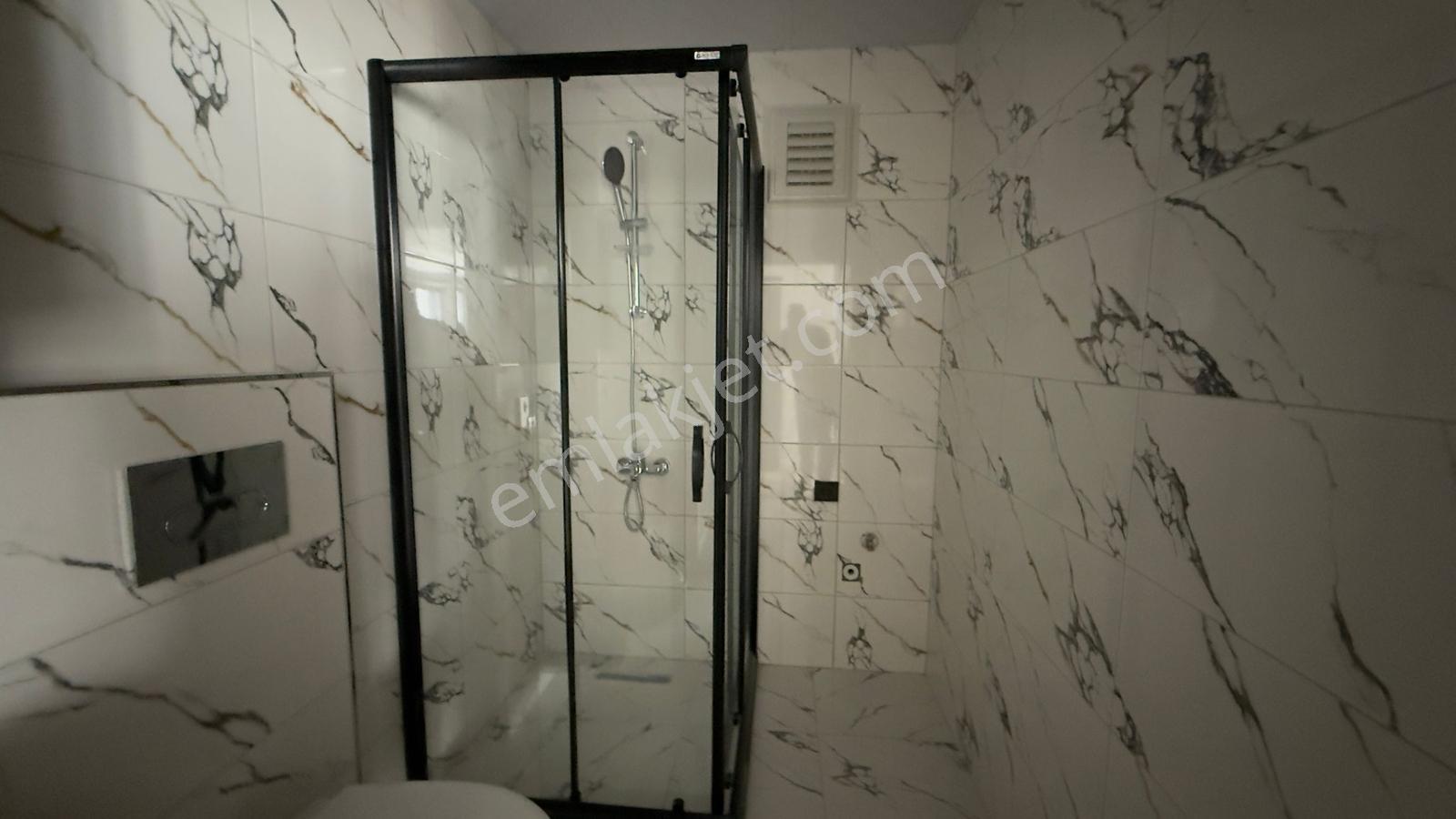 Remax Rahşan Çam'dan Tramvaya Durağına Yakın Geniş 1+1 - Görsel 19