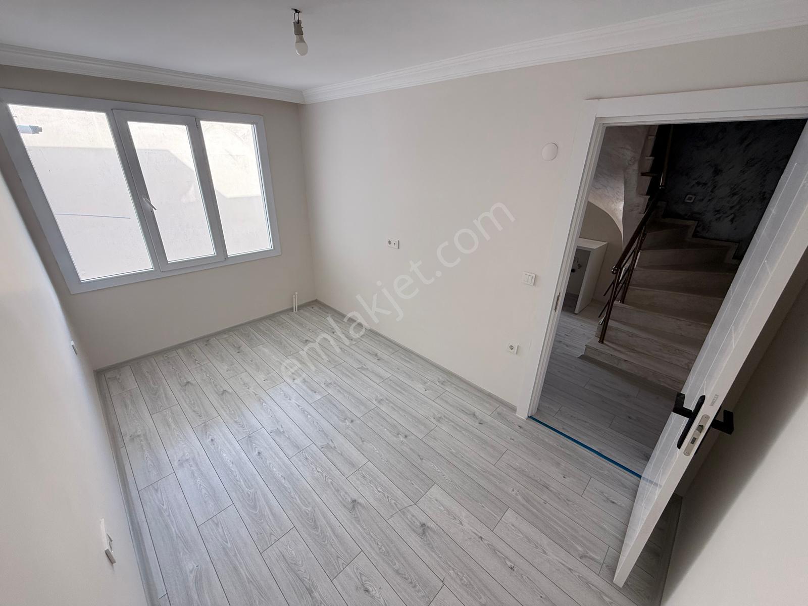 İzmir Dikili Gazipaşa Mahallesinde Satılık 4+1 Dubleks Daire - Görsel 30