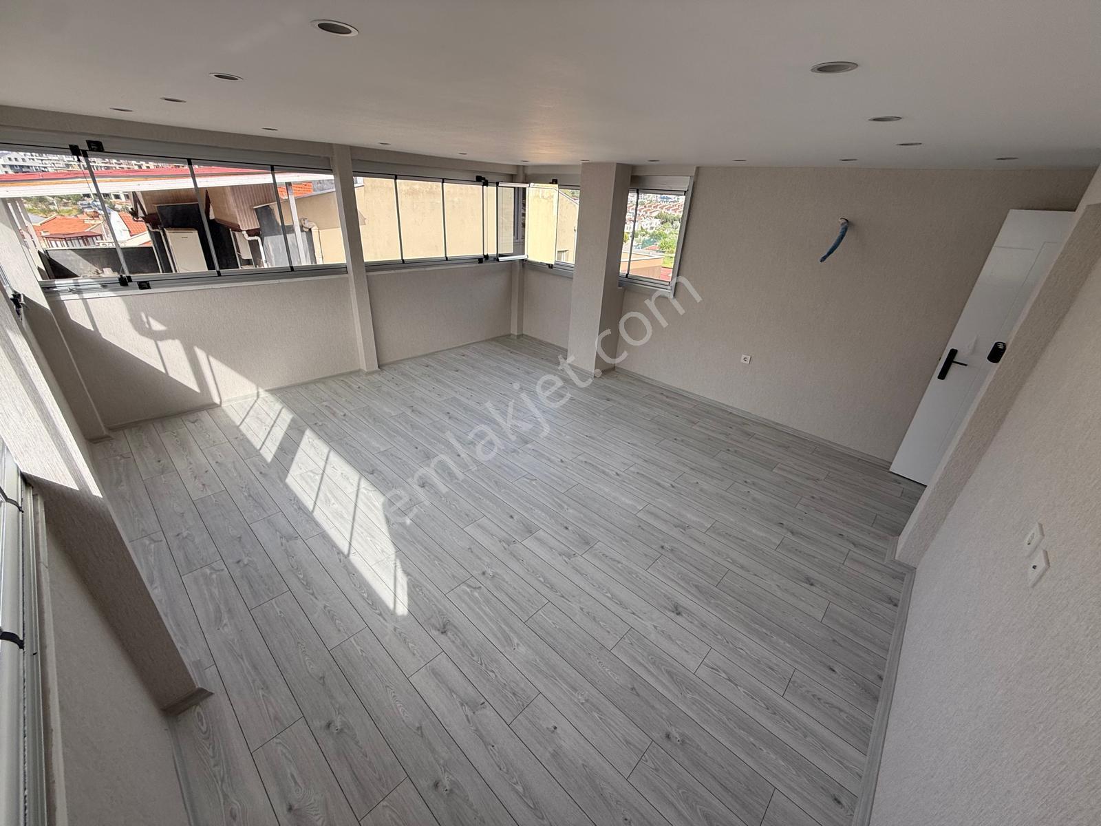 İzmir Dikili Gazipaşa Mahallesinde Satılık 4+1 Dubleks Daire - Görsel 16
