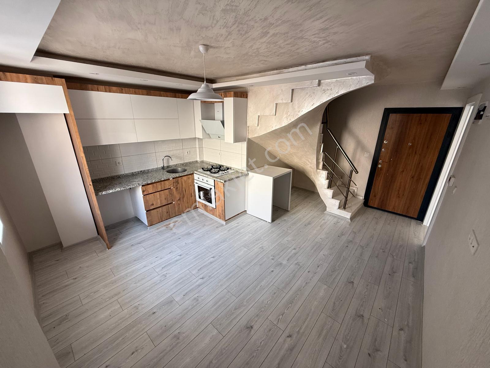İzmir Dikili Gazipaşa Mahallesinde Satılık 4+1 Dubleks Daire - Görsel 17