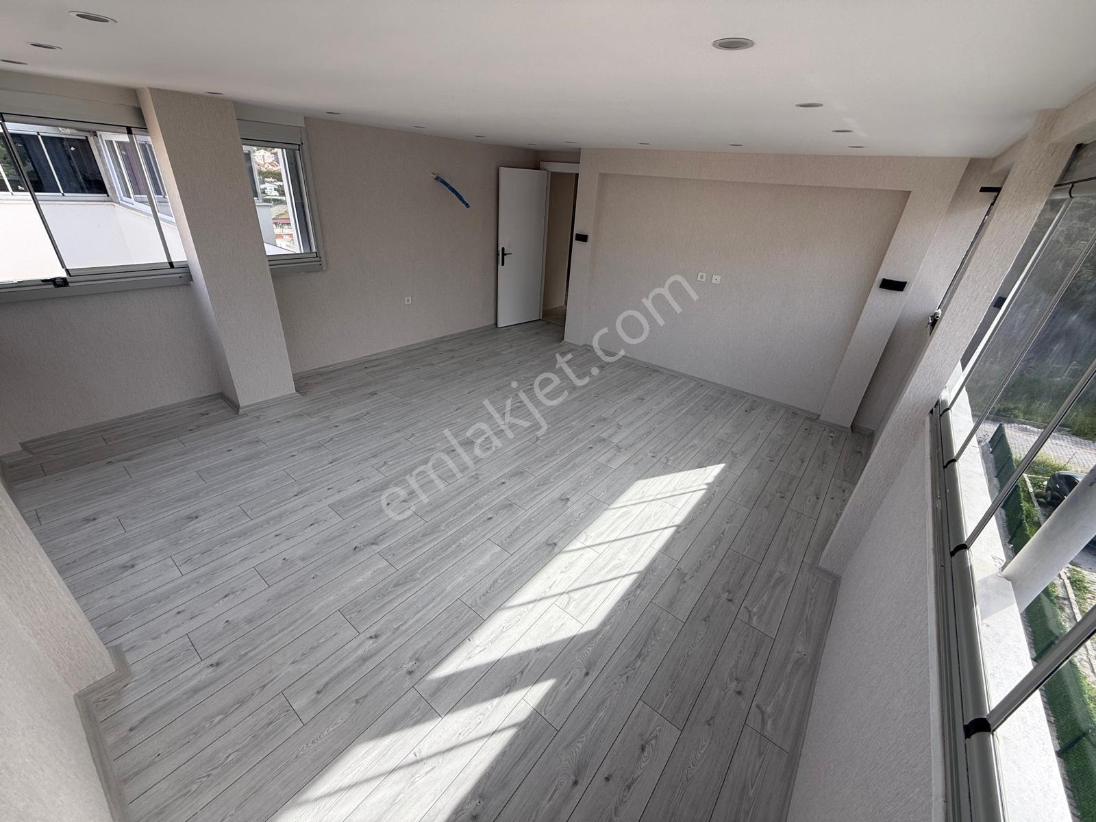 İzmir Dikili Gazipaşa Mahallesinde Satılık 4+1 Dubleks Daire - Görsel 18