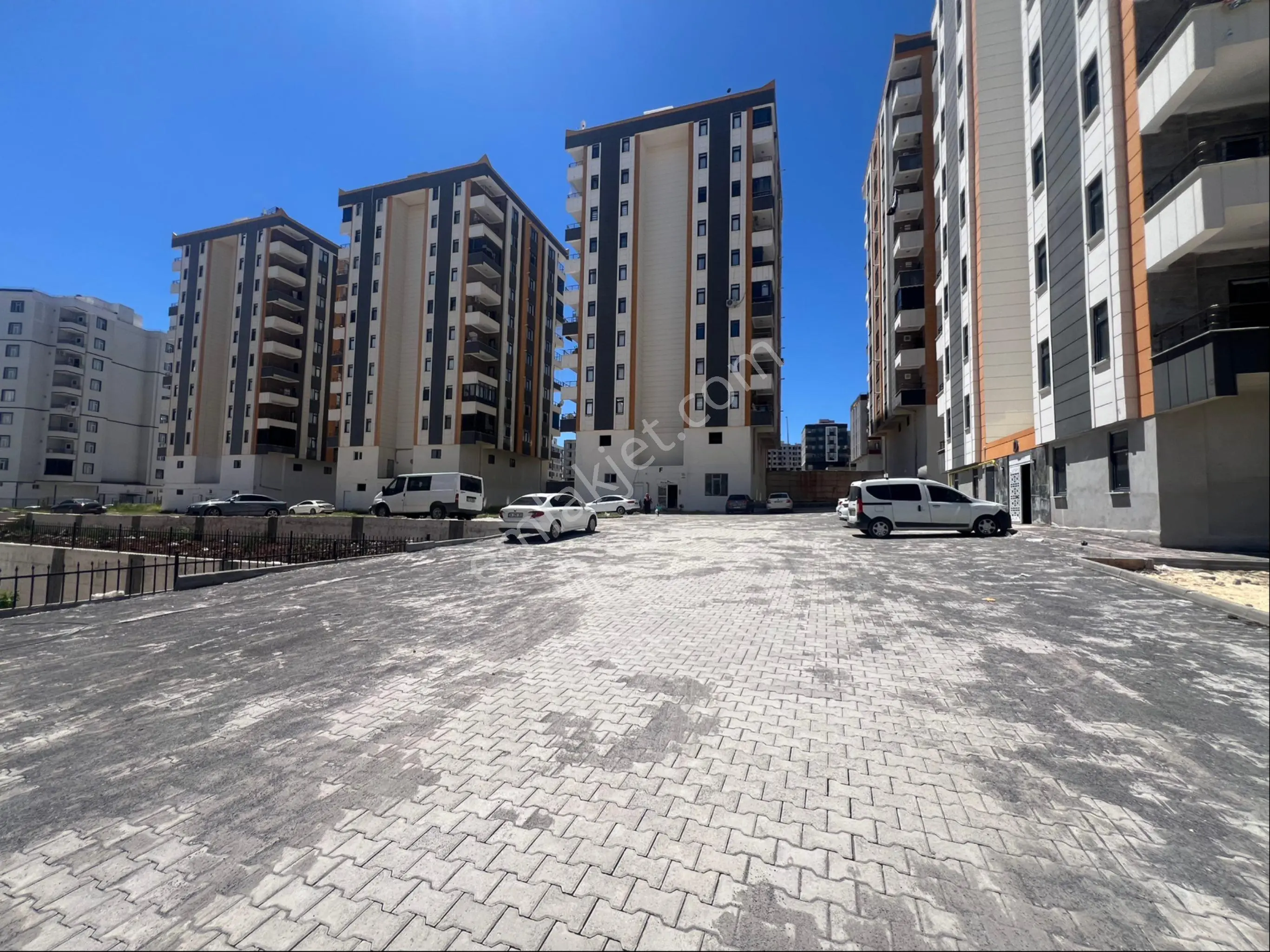 İkra’dan Mehmetçik’te Kiralık 3+1 Giriş Kat Daire - Görsel 2