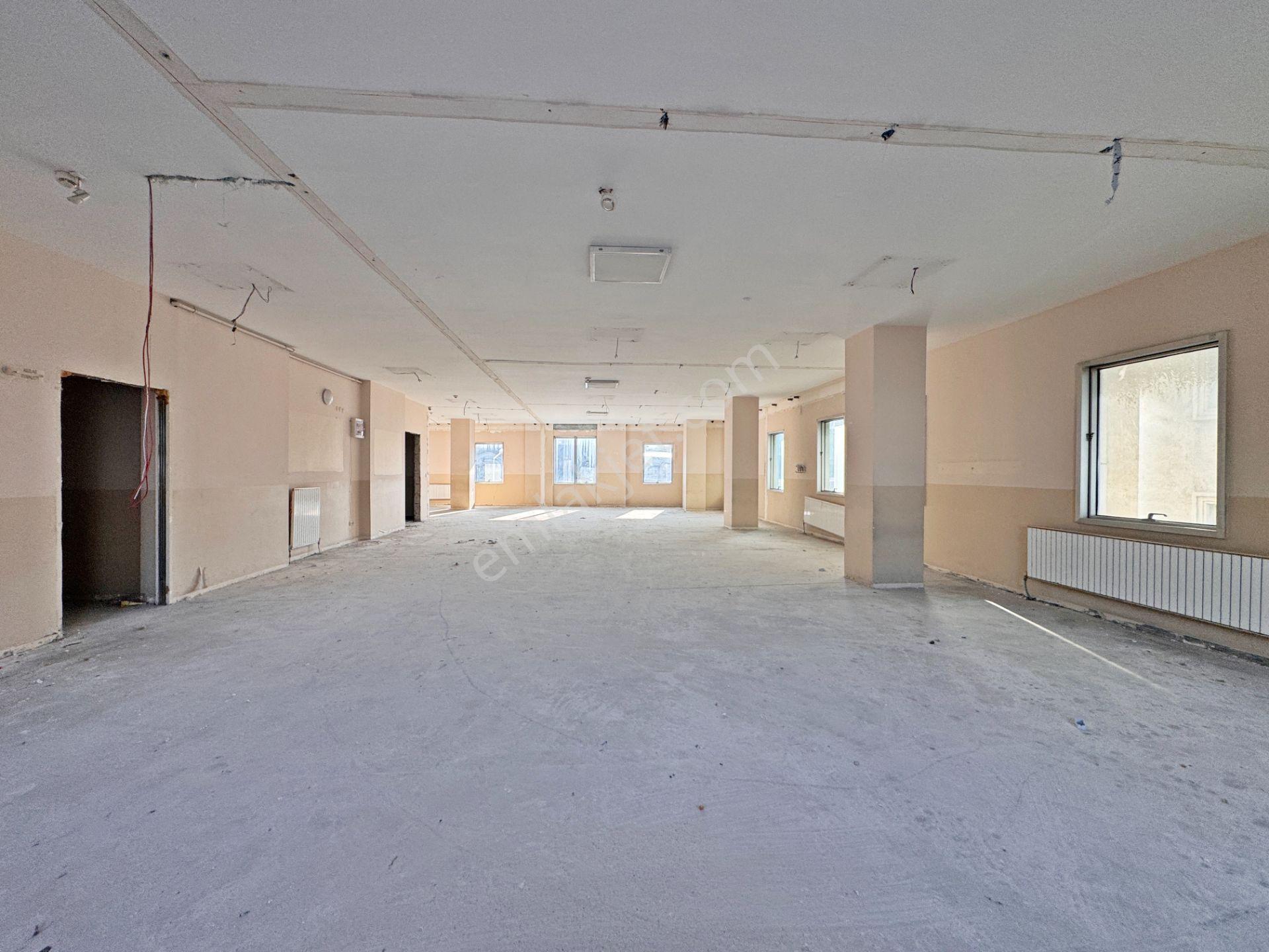 Home Vizyon Küçükçekmece Halkalı Kiralık 1650 M2 Komple Bina. - Görsel 30