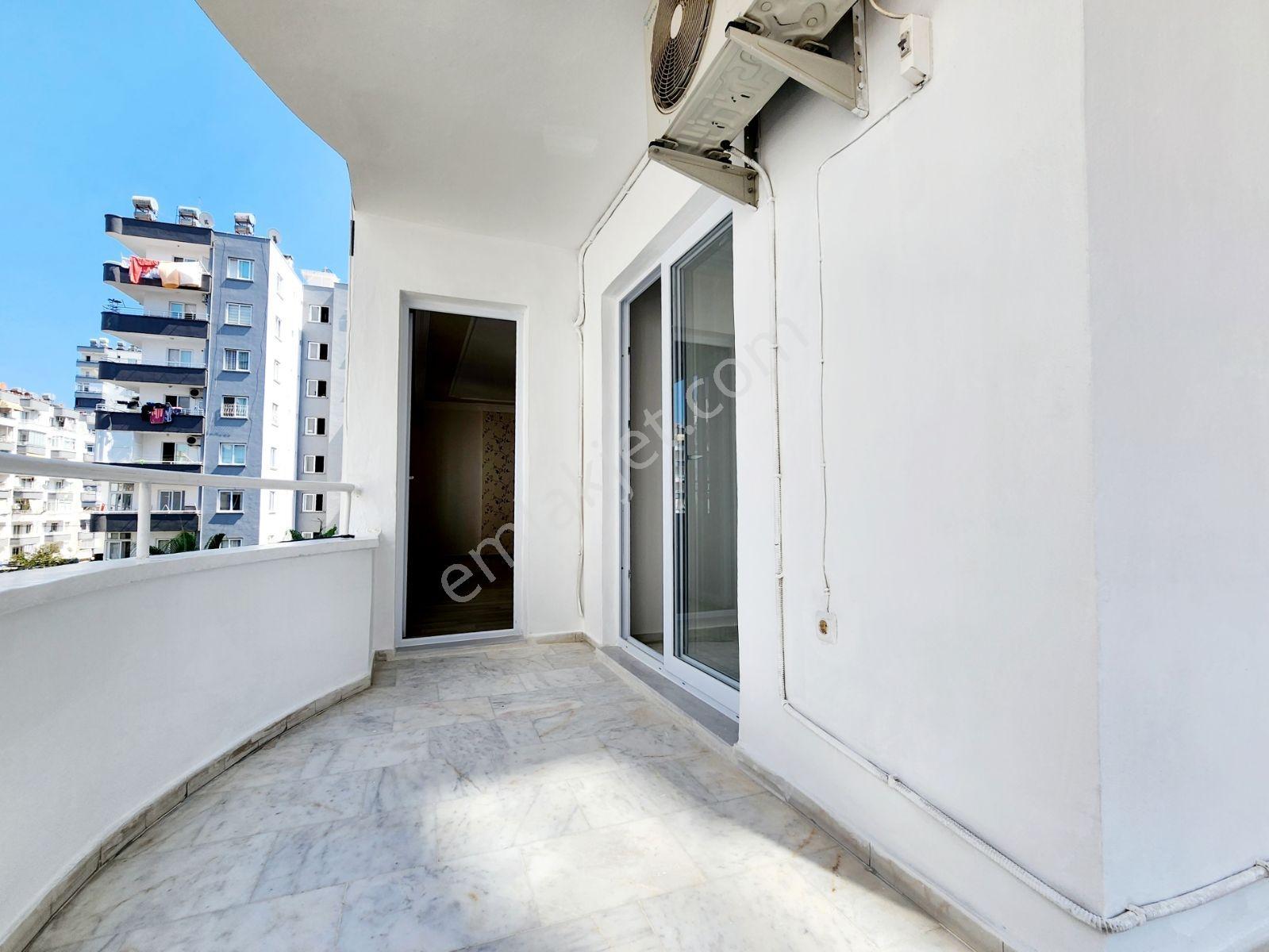 Hcl'den Merkezi Geniş 3+1 Bagımsız Mutfak/2 Balkon/satılık Daire - Görsel 2