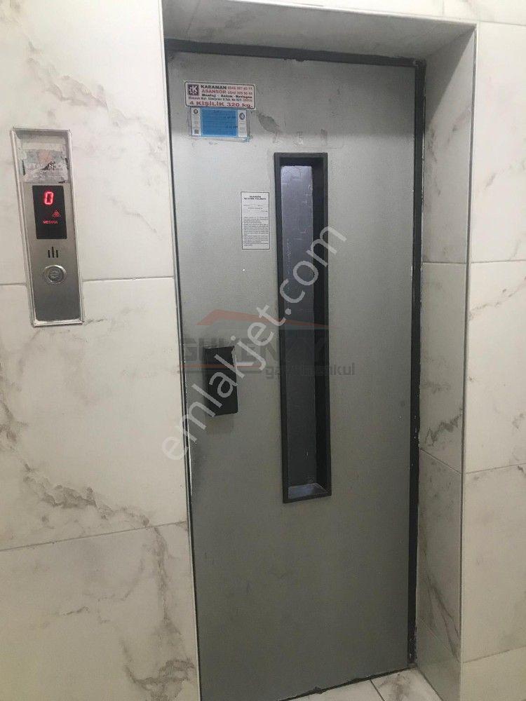 Güvenay - Çorum Gazi Cad. Meydan Yanında 3+1 Kiralık Daire - Görsel 3
