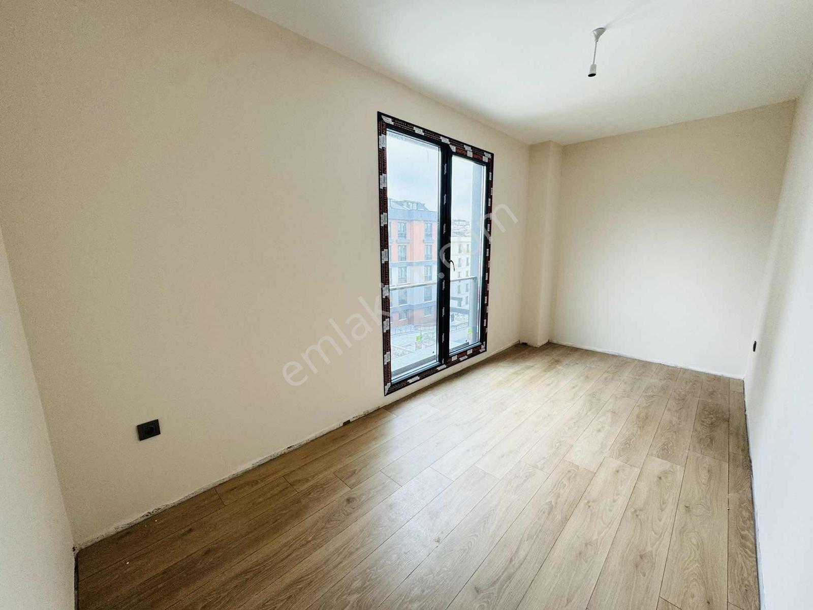 Acill! Arnavutköy Site İçerisinde Satılık 2. Kat 3+1 Daire - Görsel 28