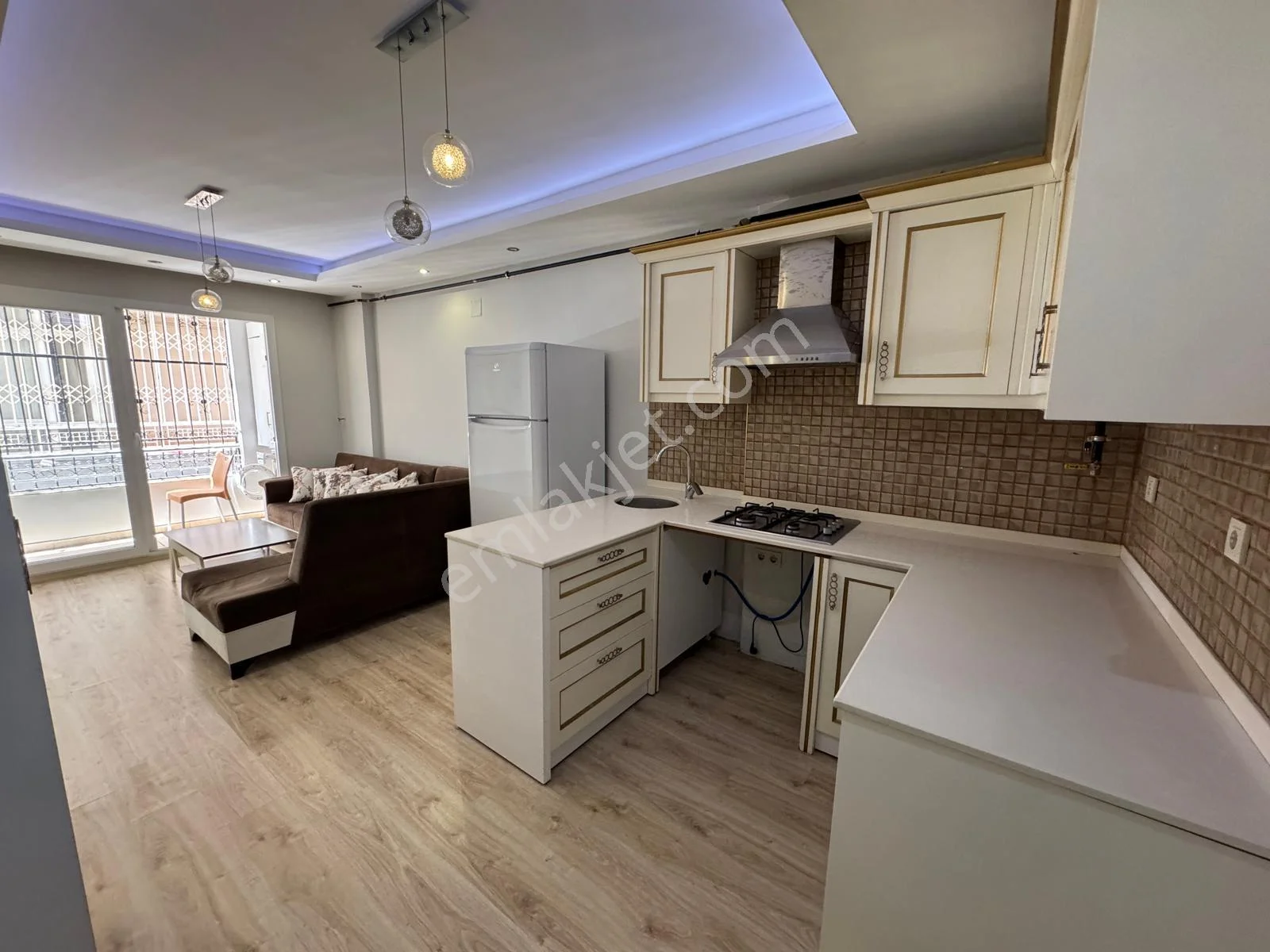 Yenişehir Hürriyet Mh. Satılık 1+1 Eşyalı Daire - Görsel 5