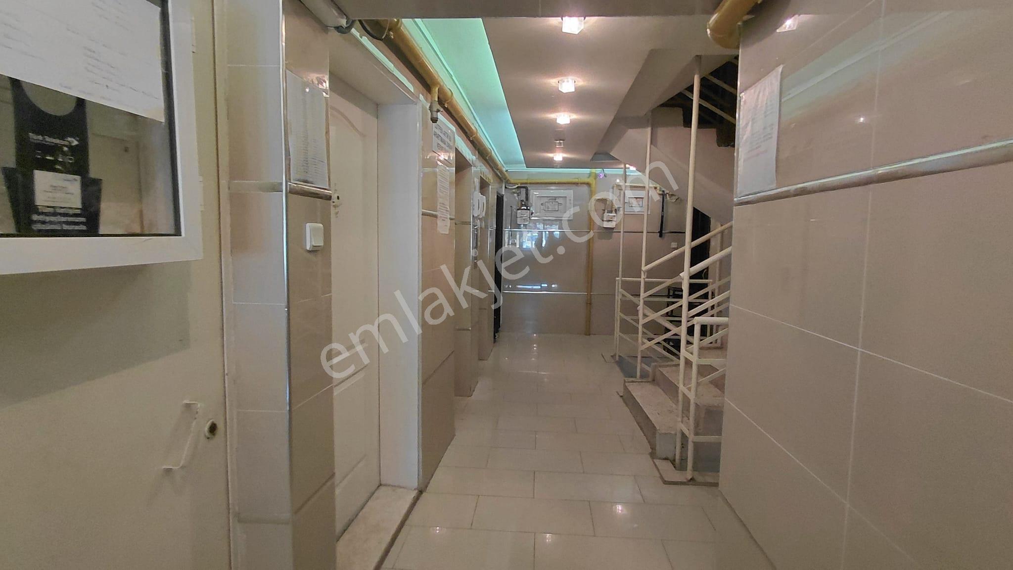 Bornova Evka 4 2+1 Doğalgazlı Ferah Kiralık Daire - Görsel 26